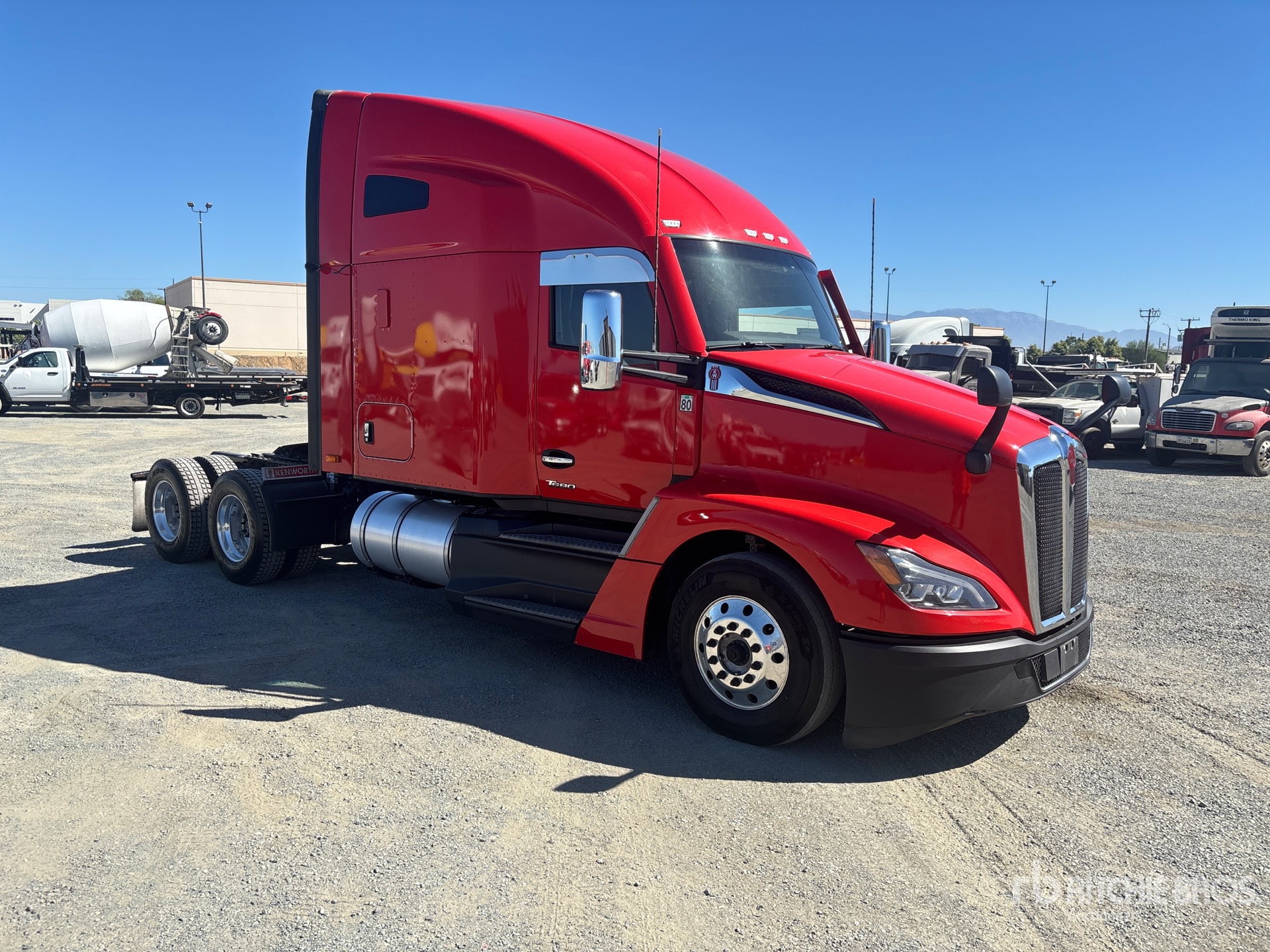2023 Kenworth T680