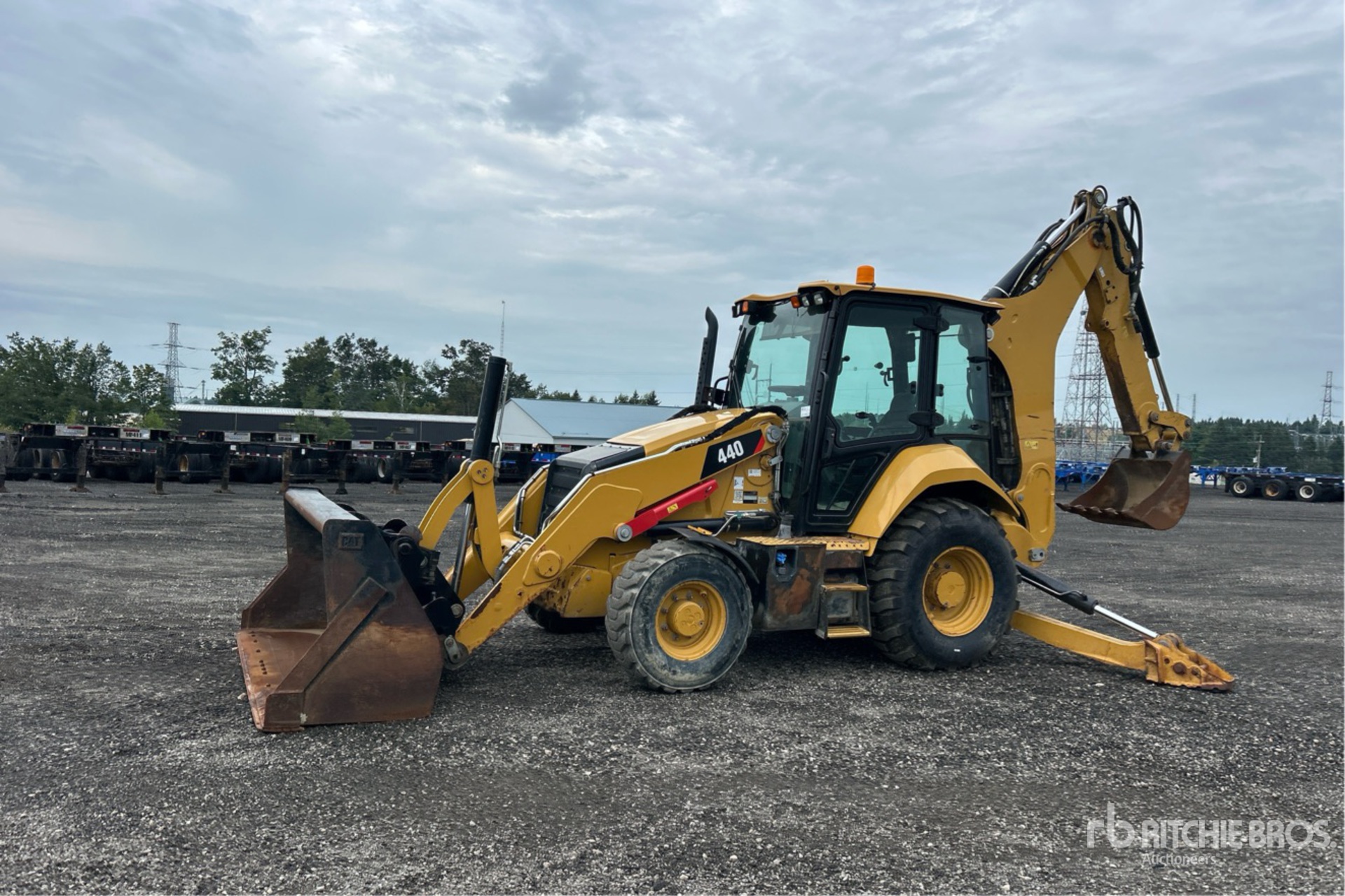2019 Caterpillar 440