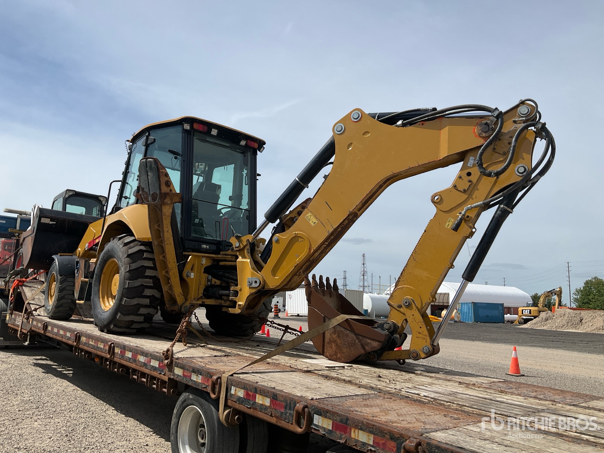 2019 Caterpillar 440