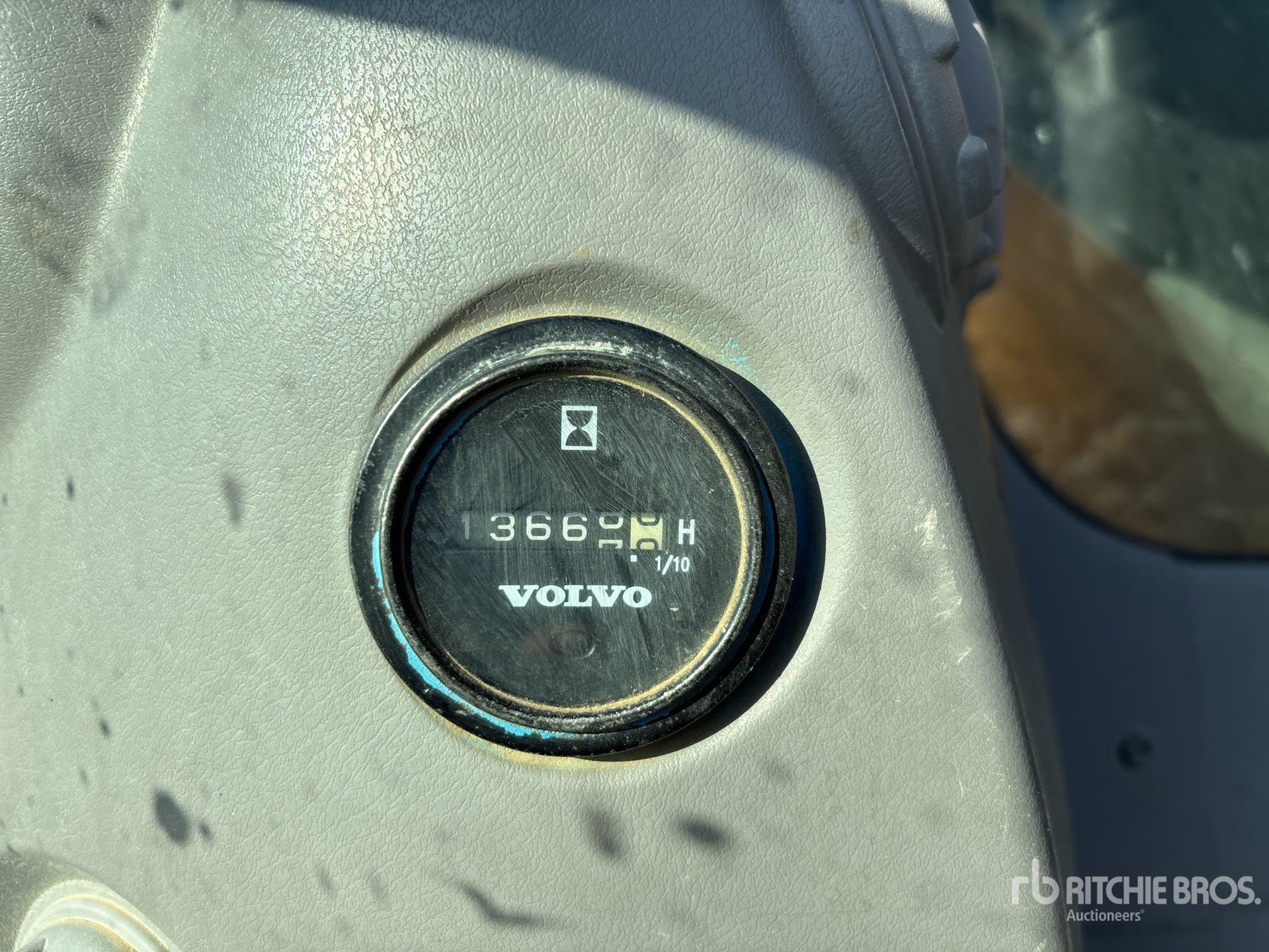 2014 Volvo ECR145DL