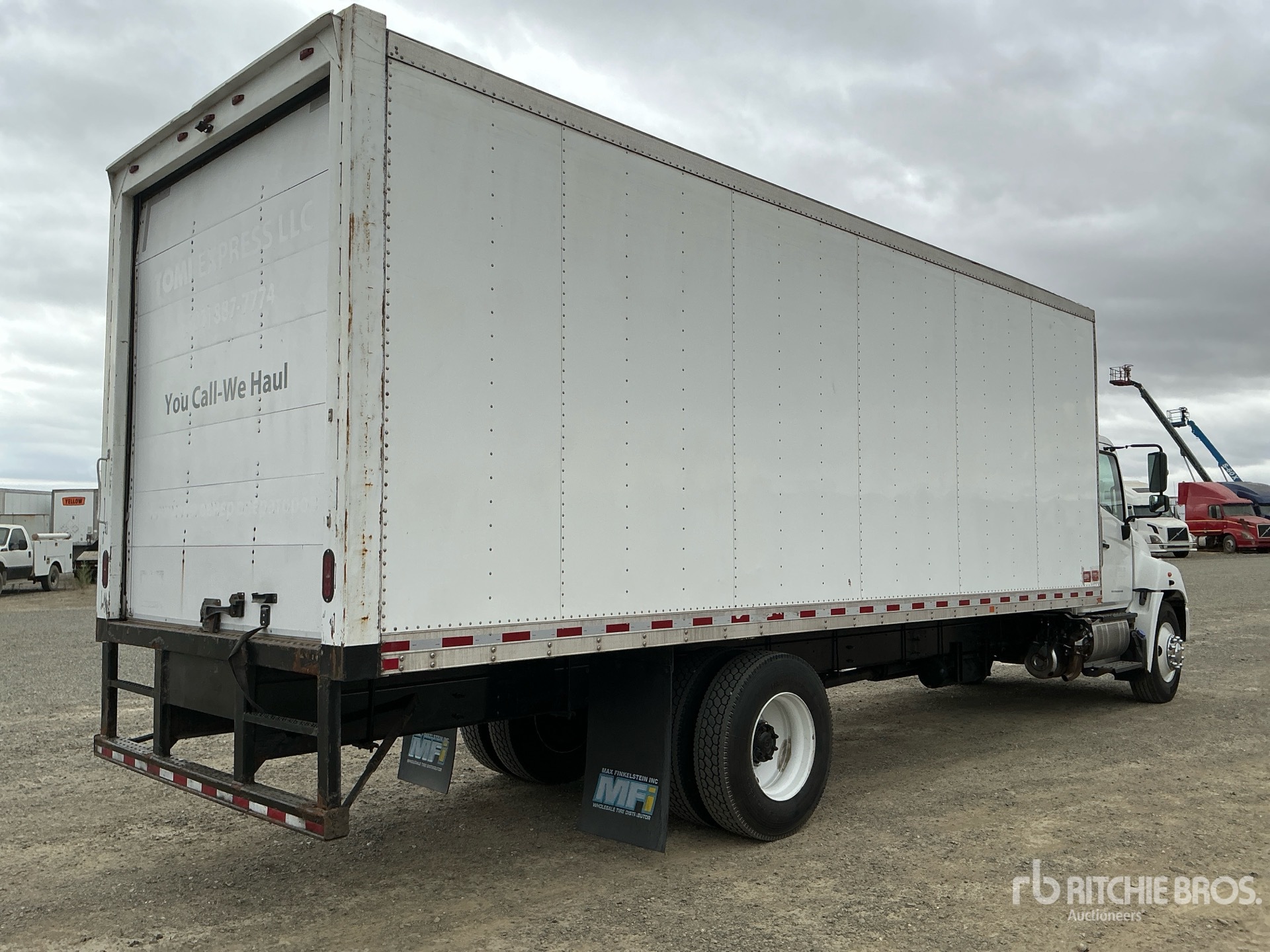 2019 Hino 268
