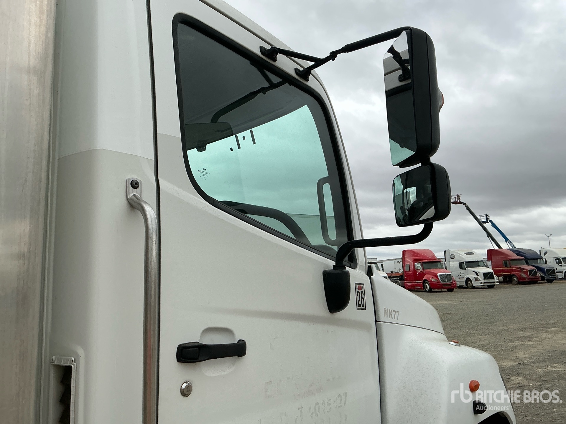 2019 Hino 268