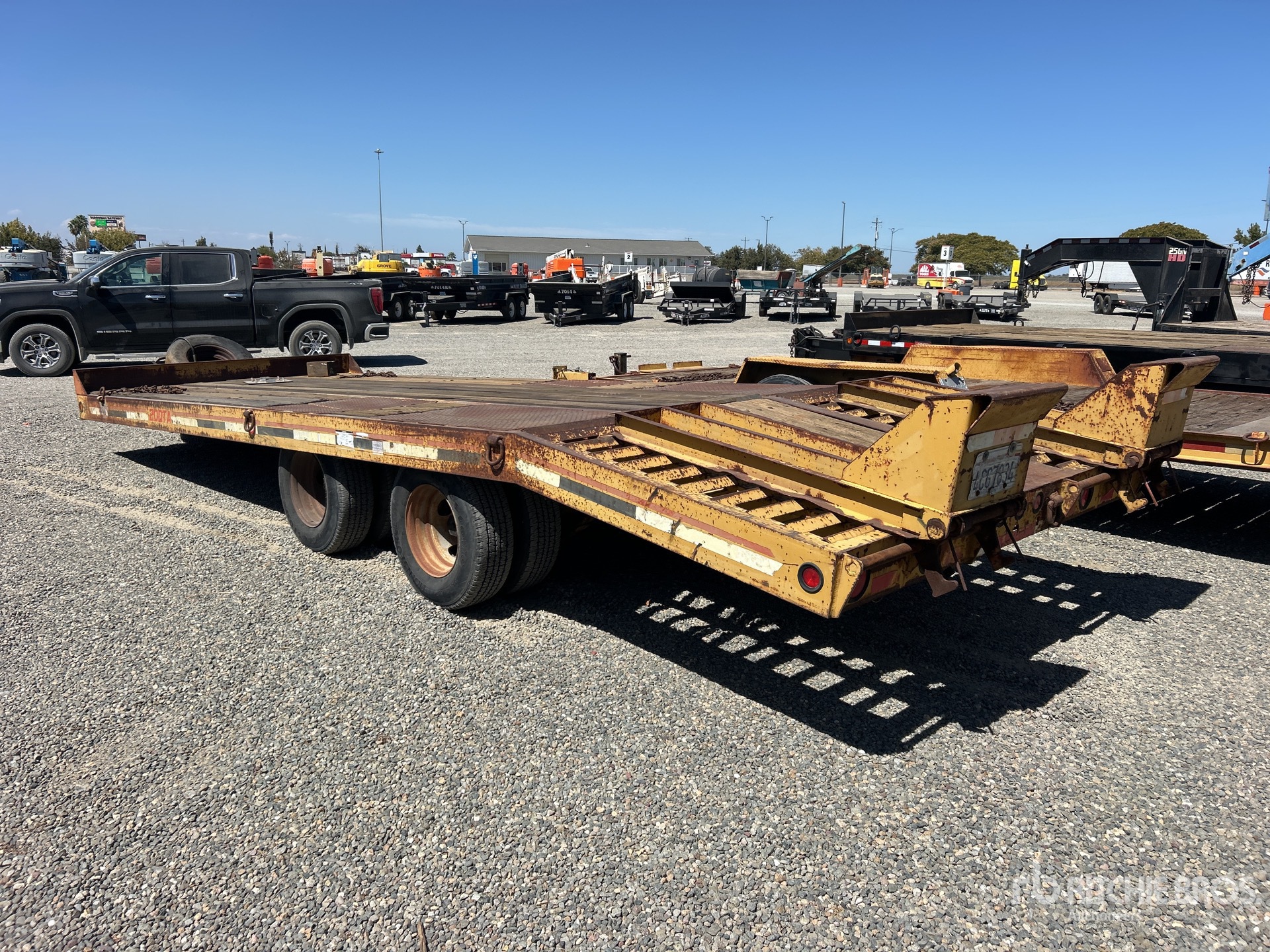 1997 Interstate 24 ft T/A