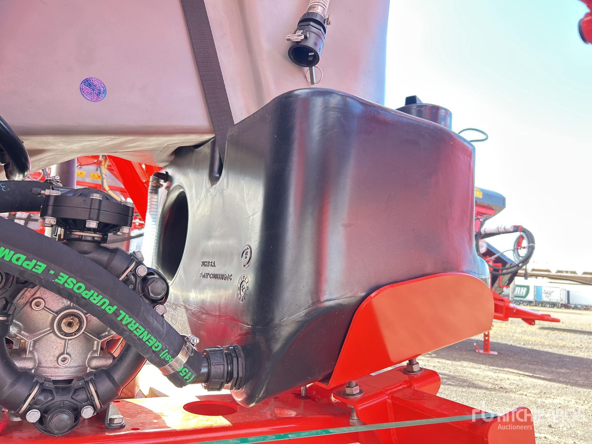 2023 Kuhn DELTIS 2