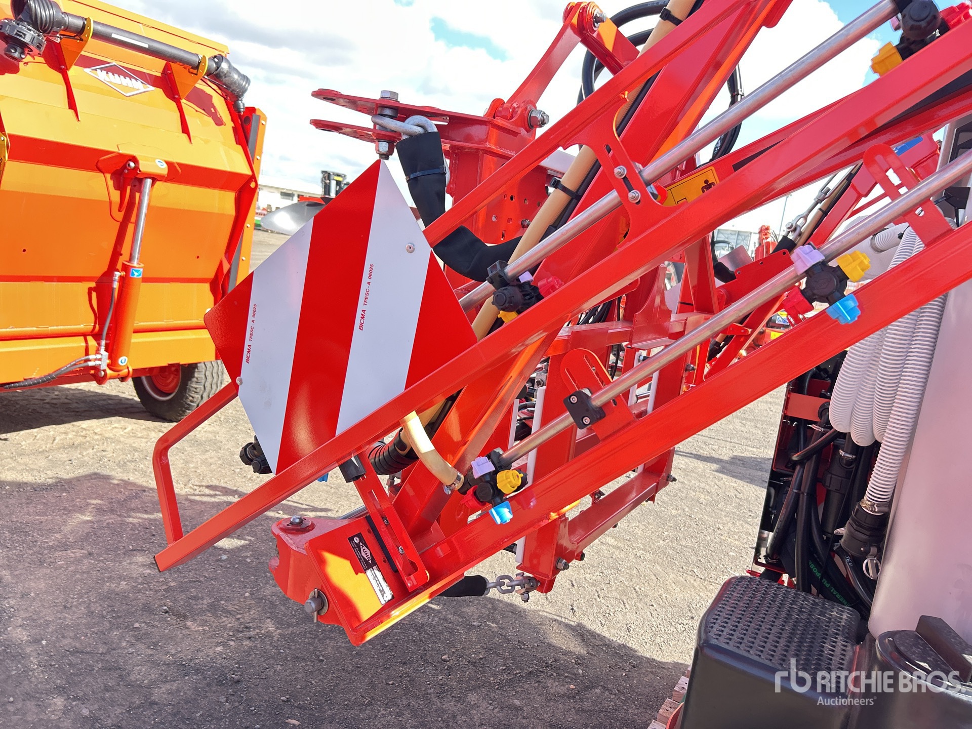 2023 Kuhn DELTIS 2