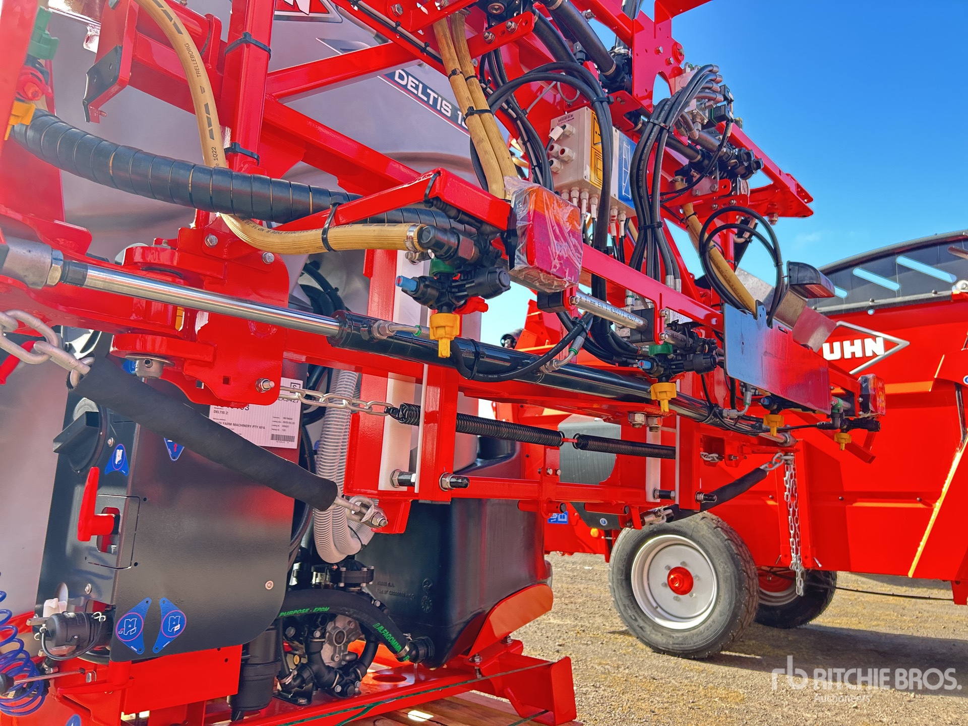 2023 Kuhn DELTIS 2