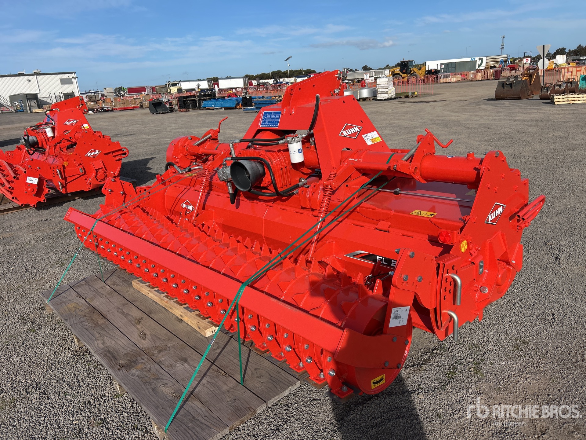 2022 Kuhn EL282-300