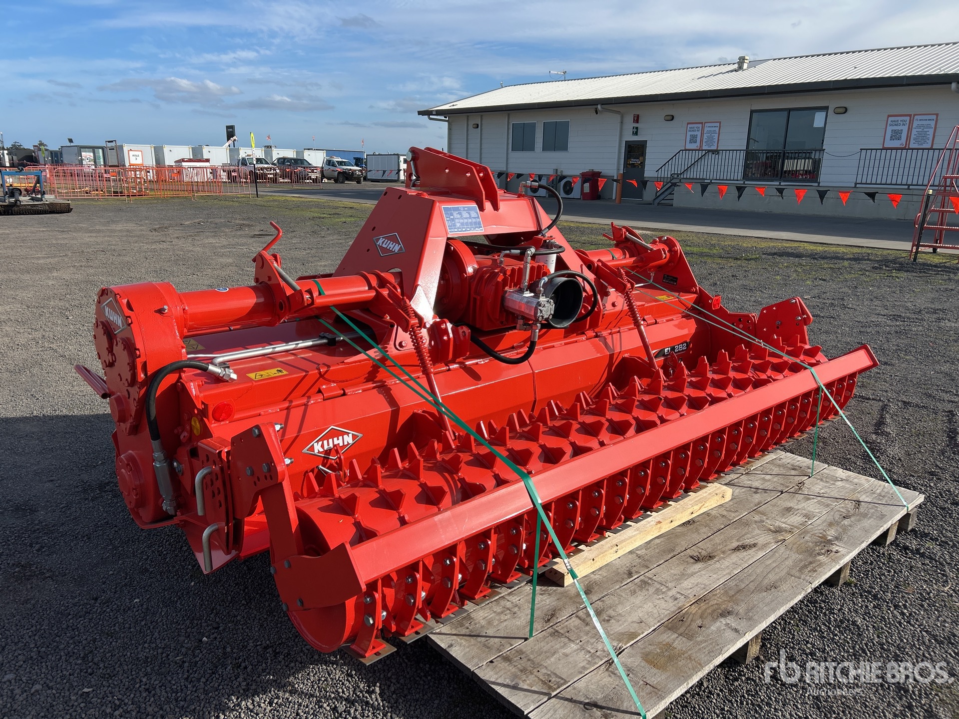 2022 Kuhn EL282-300