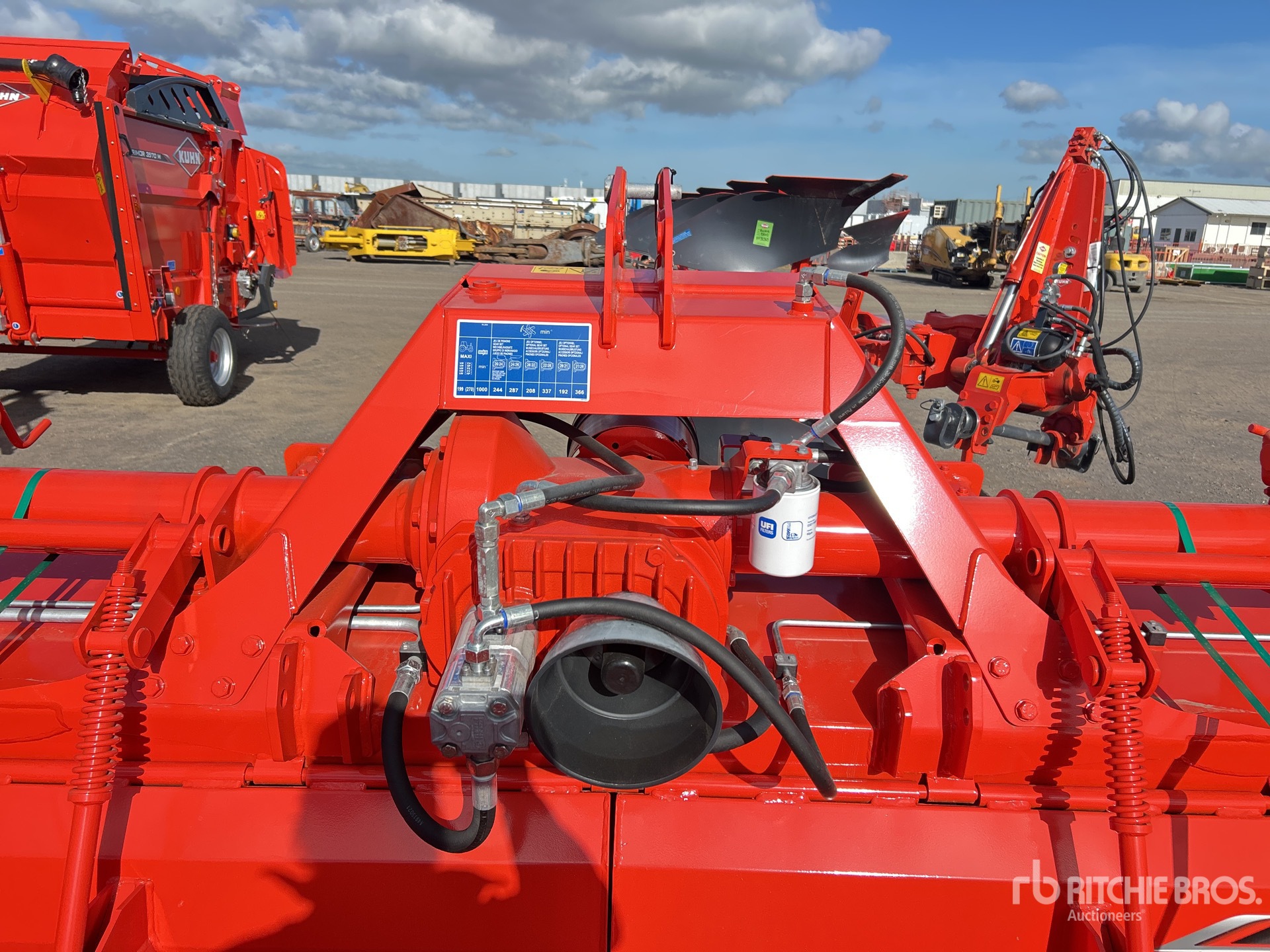 2022 Kuhn EL282-300