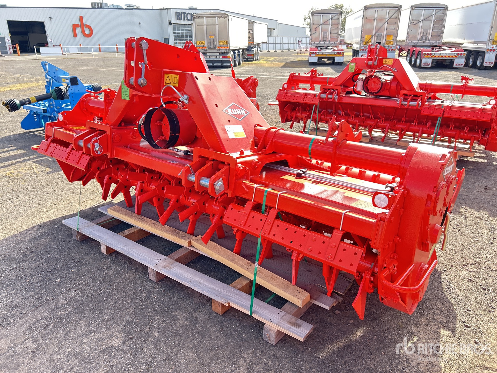2022 Kuhn EL282-300