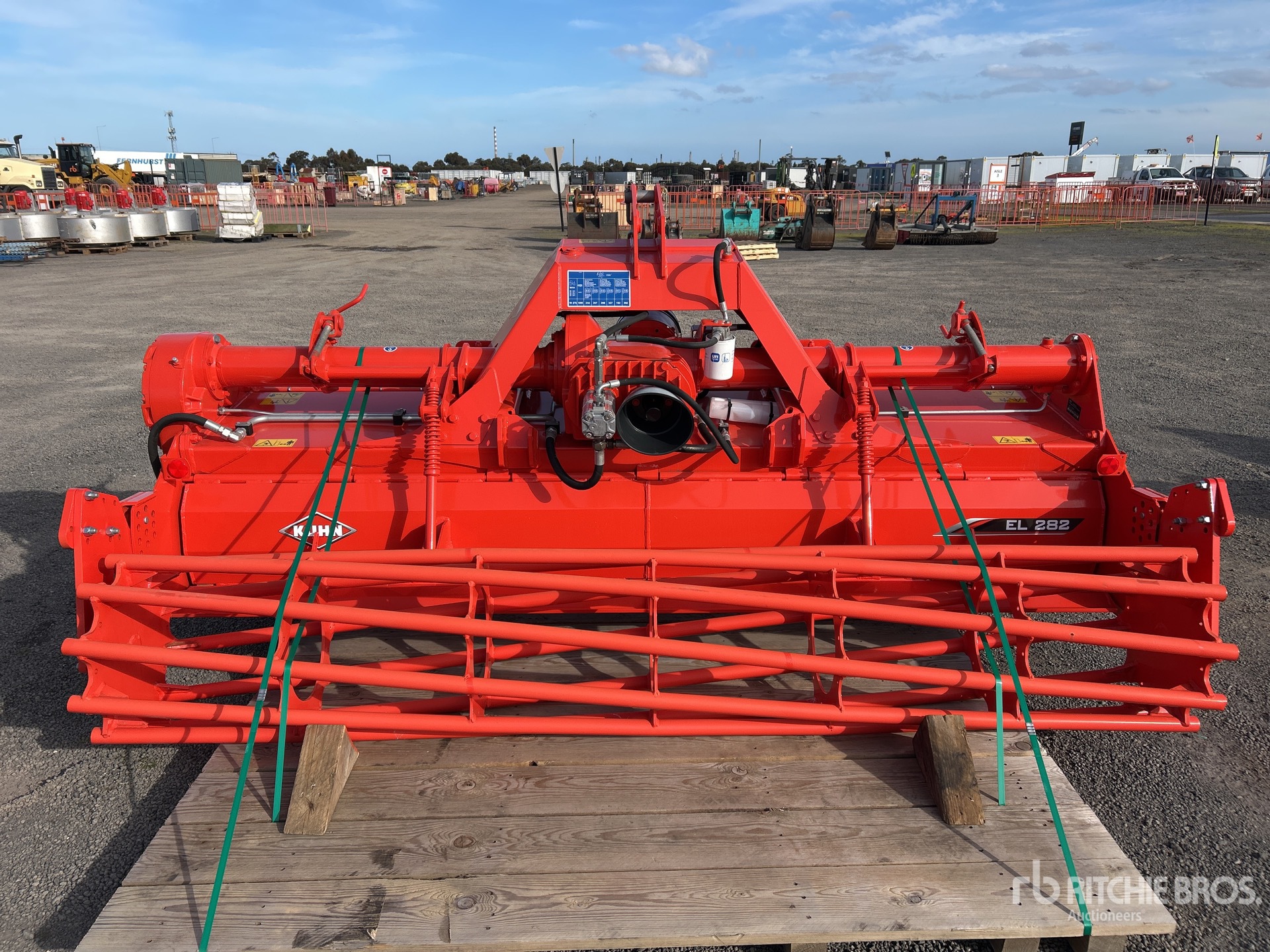 2021 Kuhn EL282-300