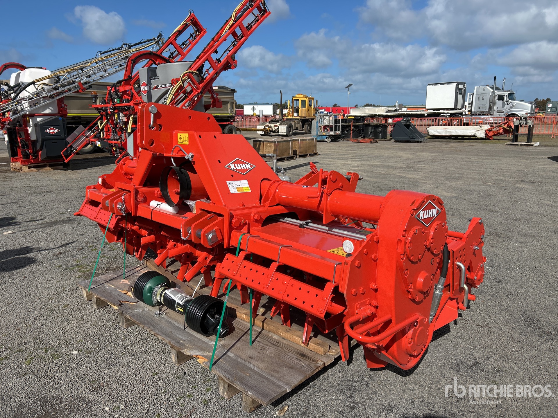 Photo of 2022 Kuhn EL282-300