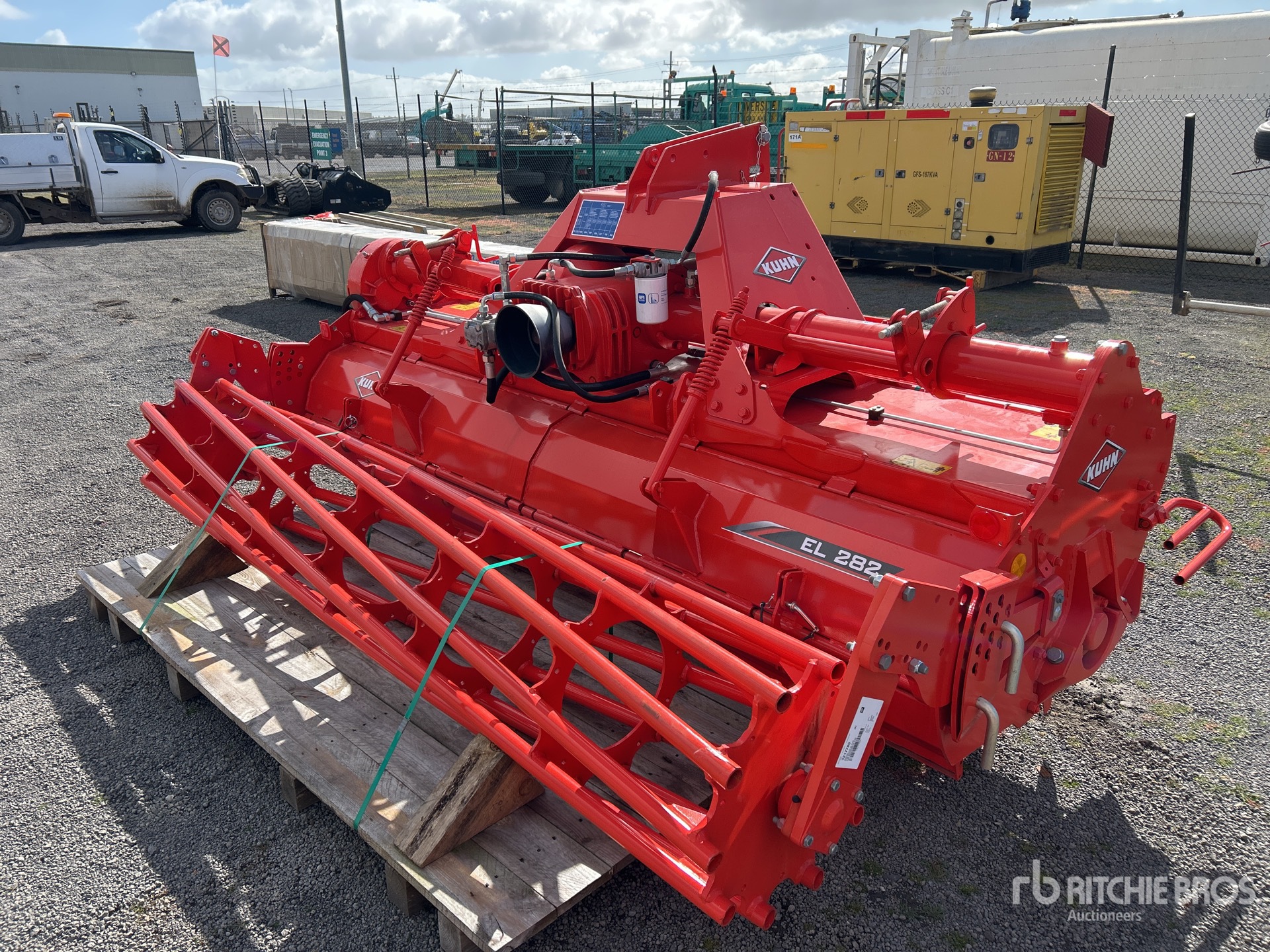 2022 Kuhn EL282-300