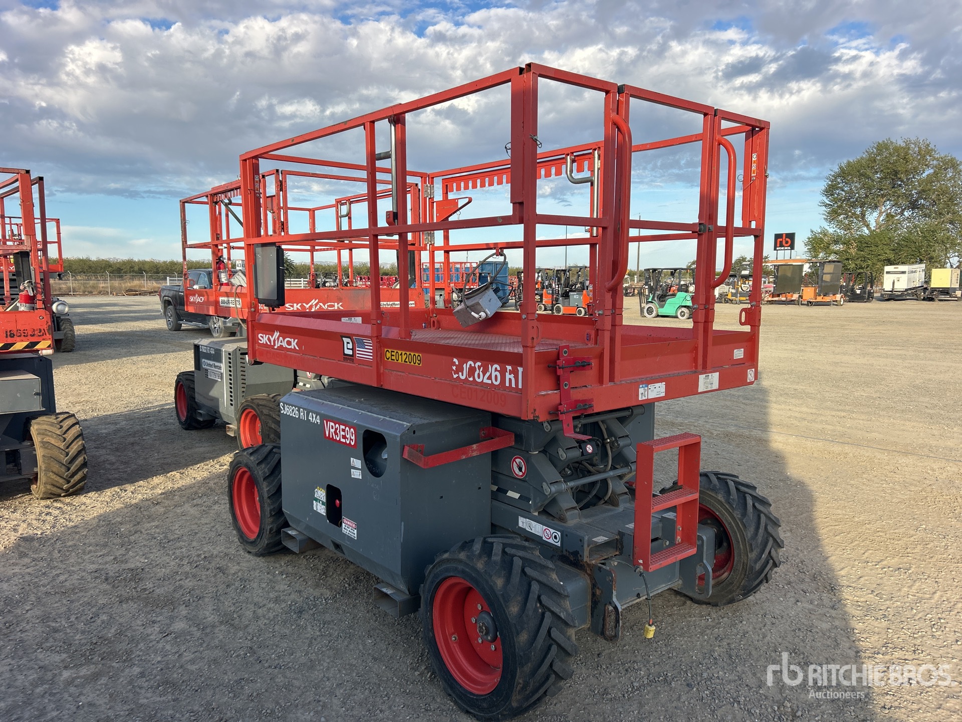 2018 Skyjack SJ6826RT