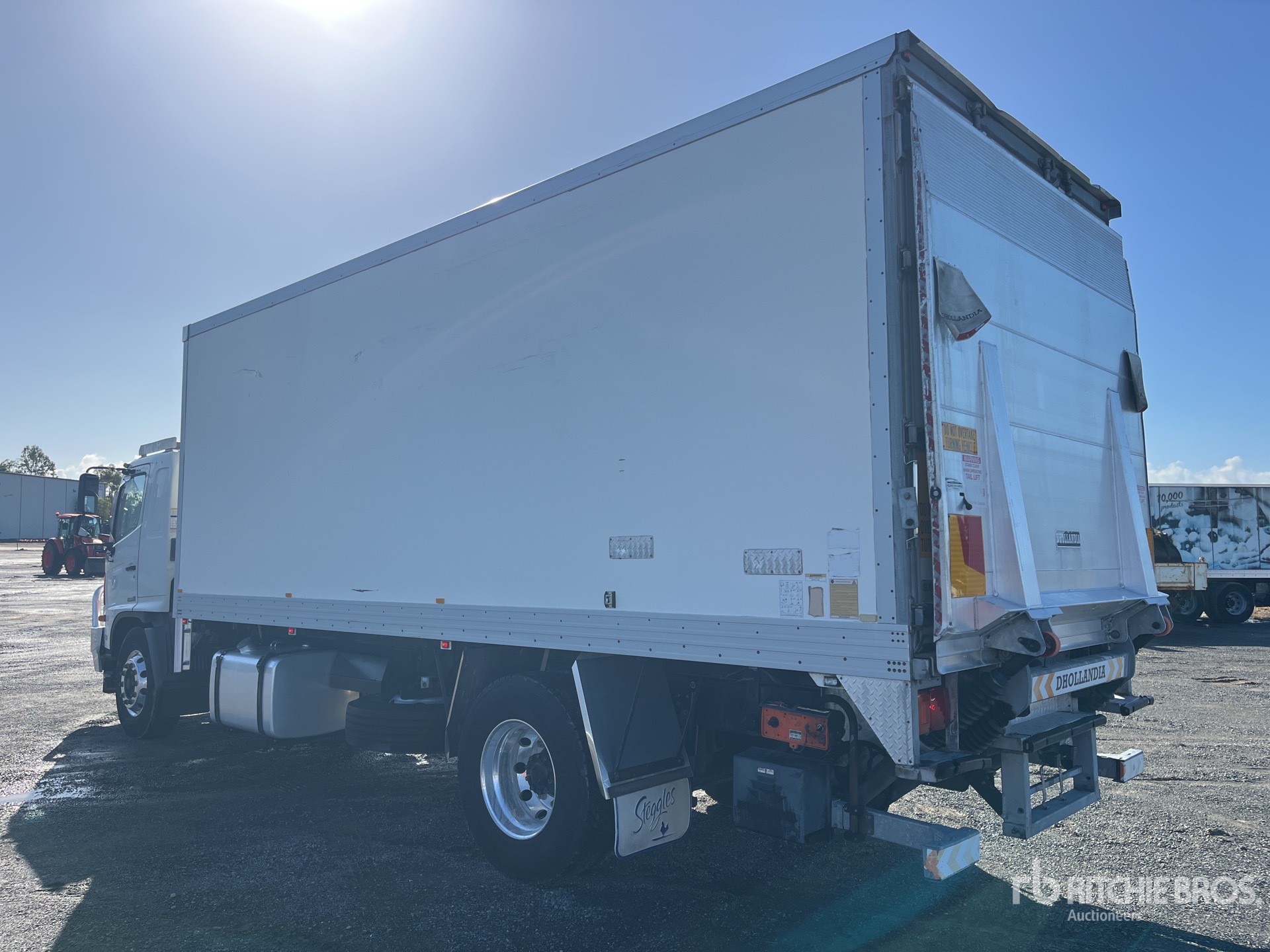 2013 Hino 500 GH 1728