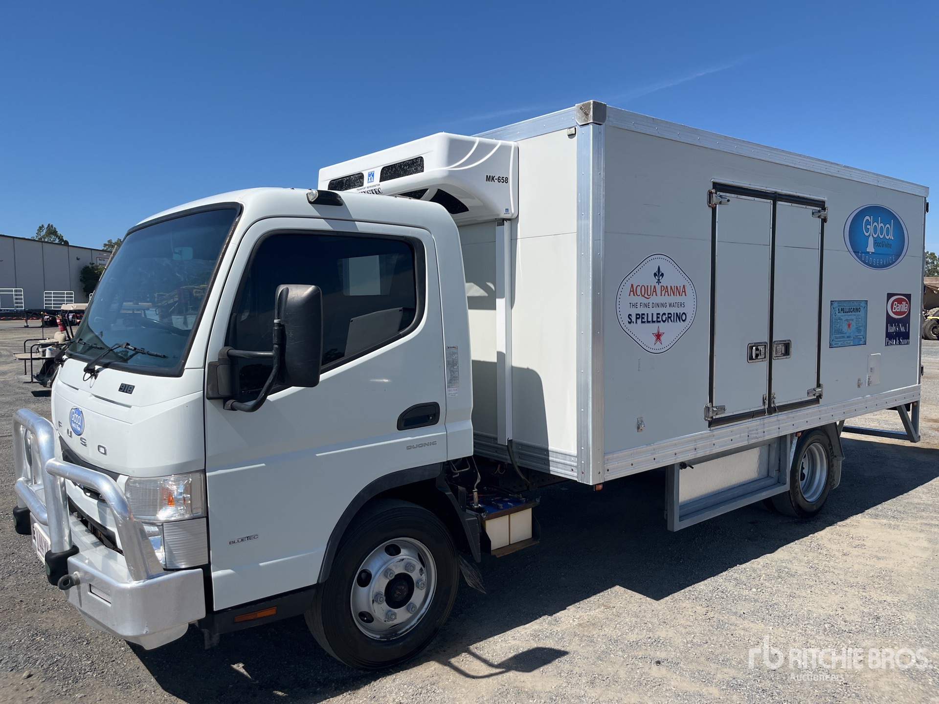 2018 Mitsubishi CANTER 918