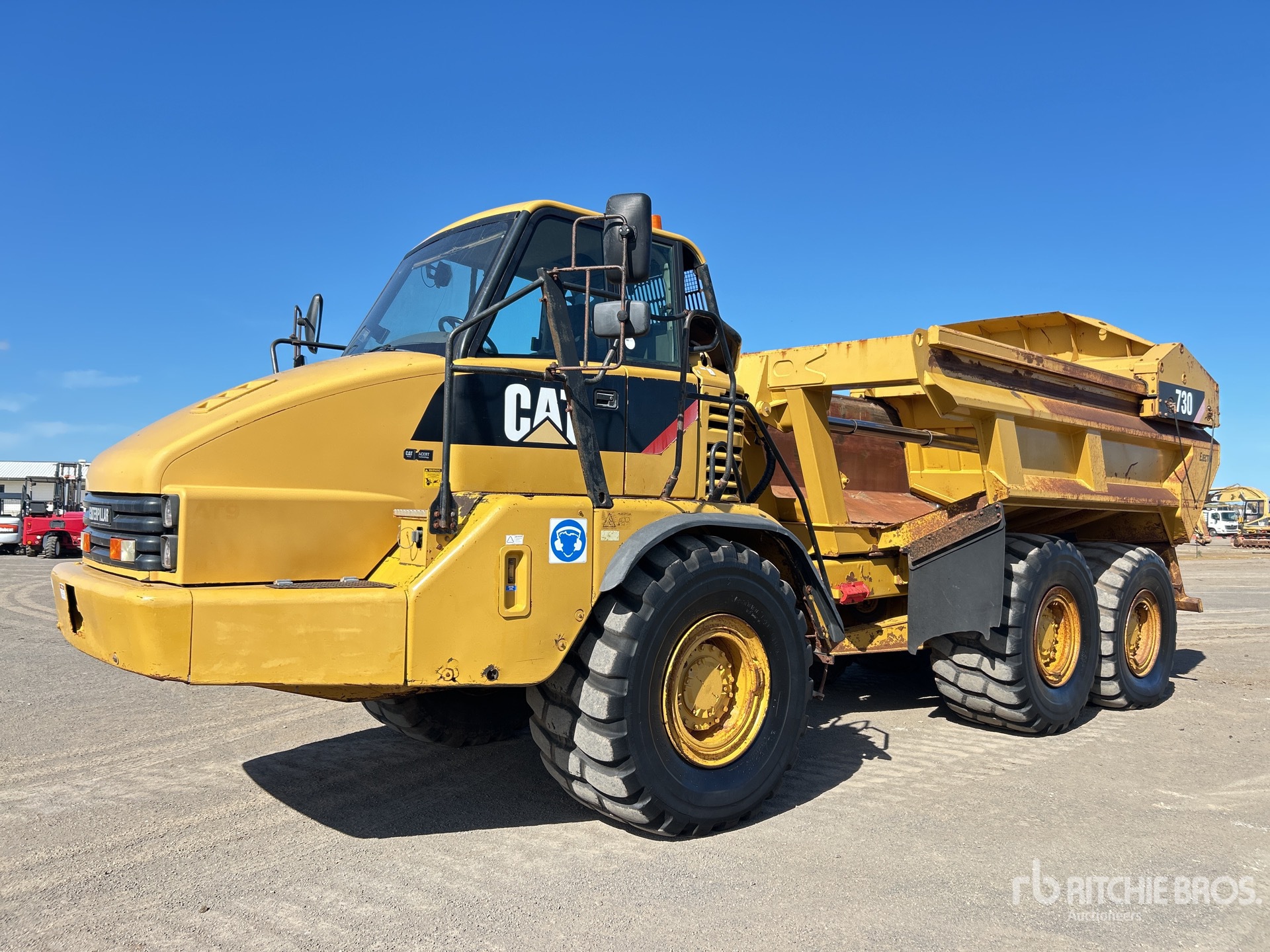 2007 Caterpillar 730