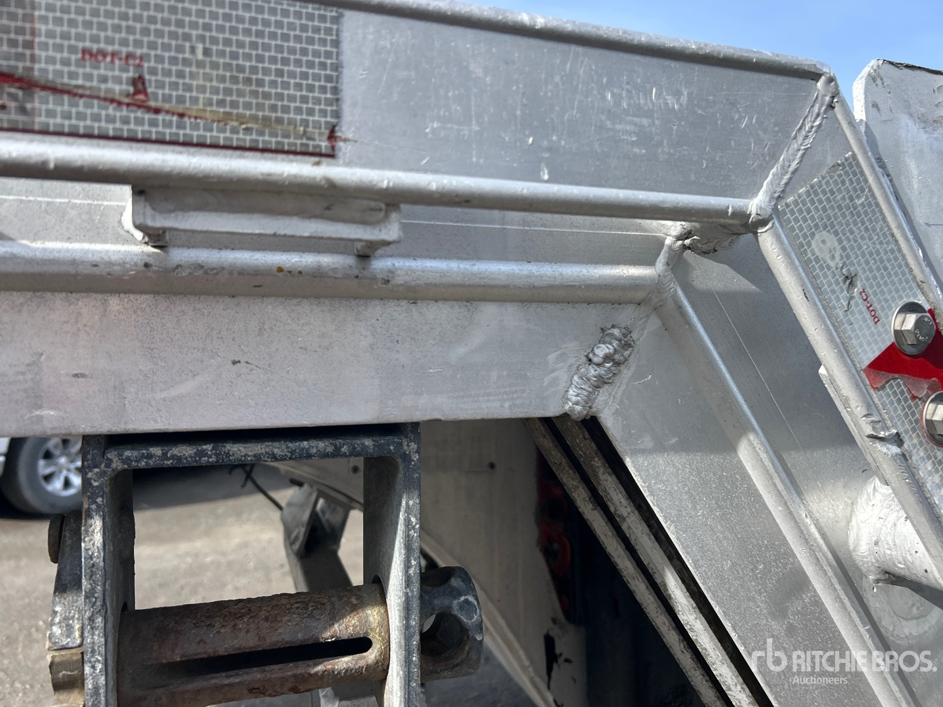 2012 Alutrec 53 FT T/A