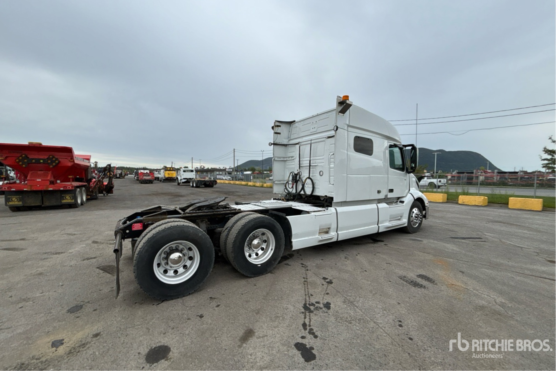 2019 Volvo VNL
