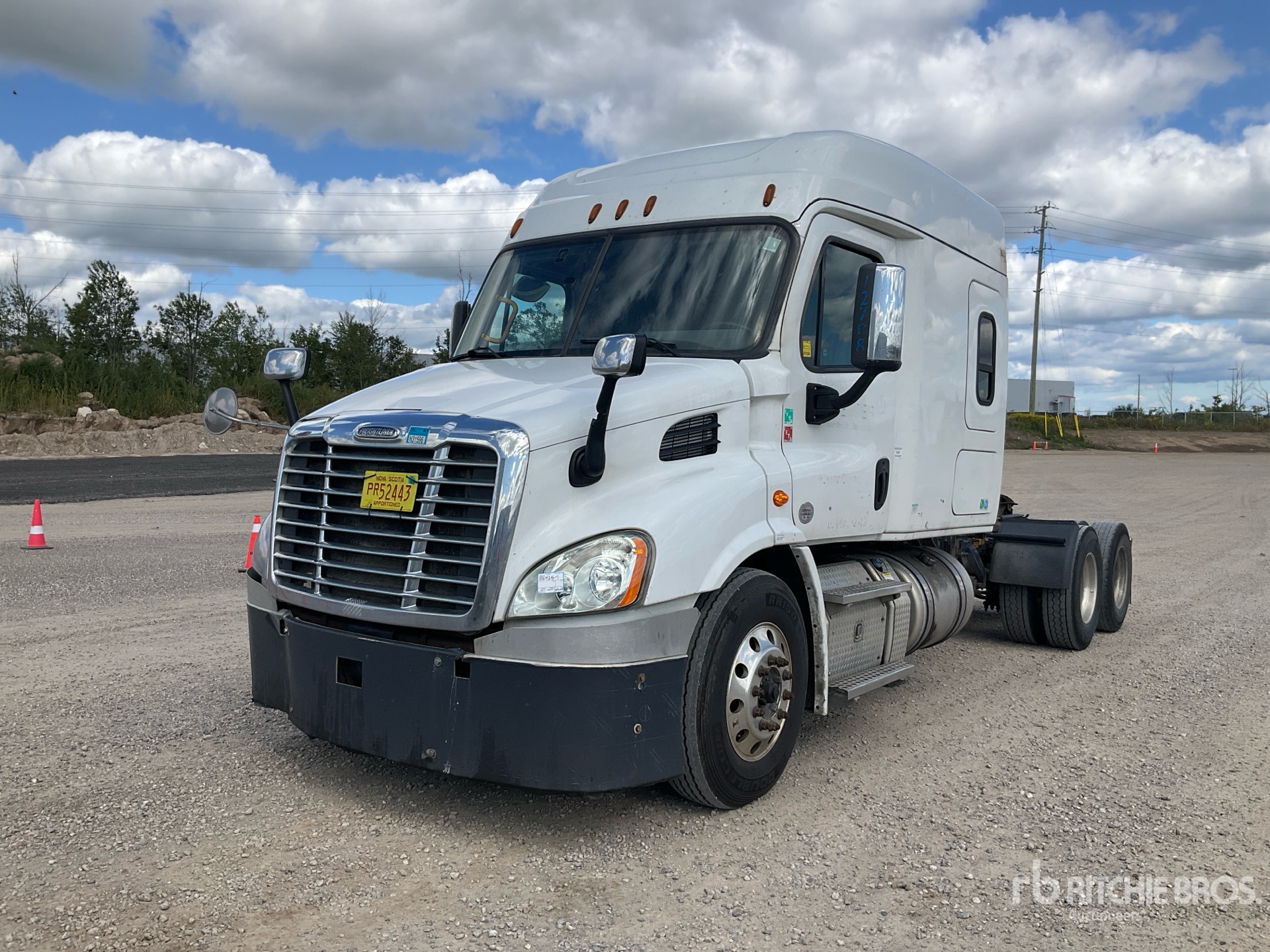 Photo of 2019 Freightliner CASCADIA 113