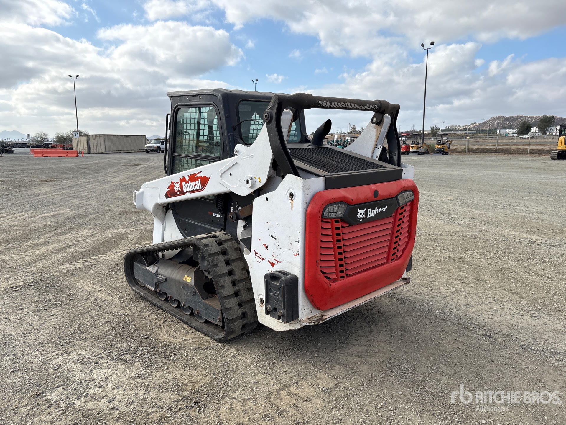 2022 Bobcat T66