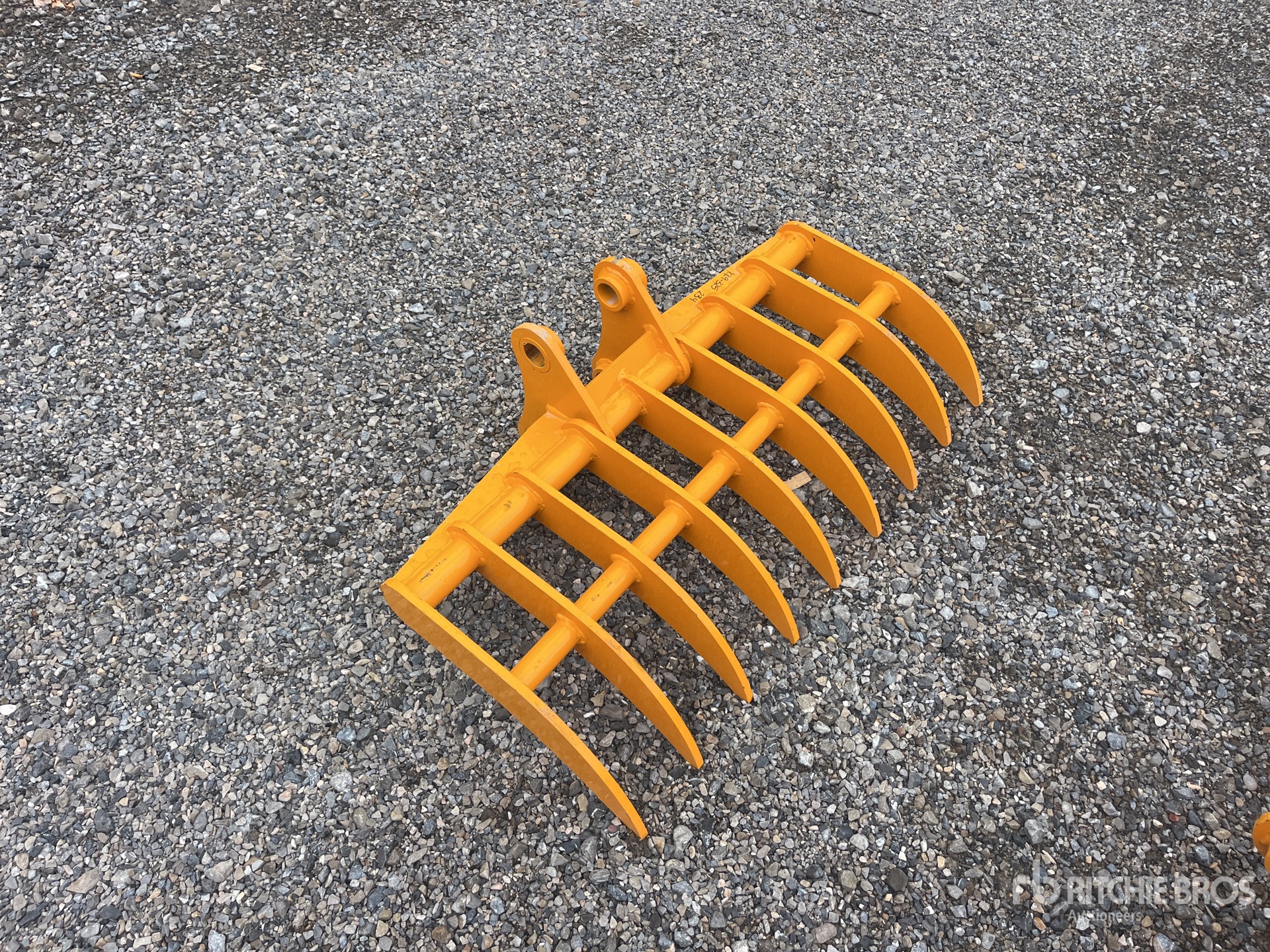2026 GIYI 38 in - Fits Cat 303 (Unused)