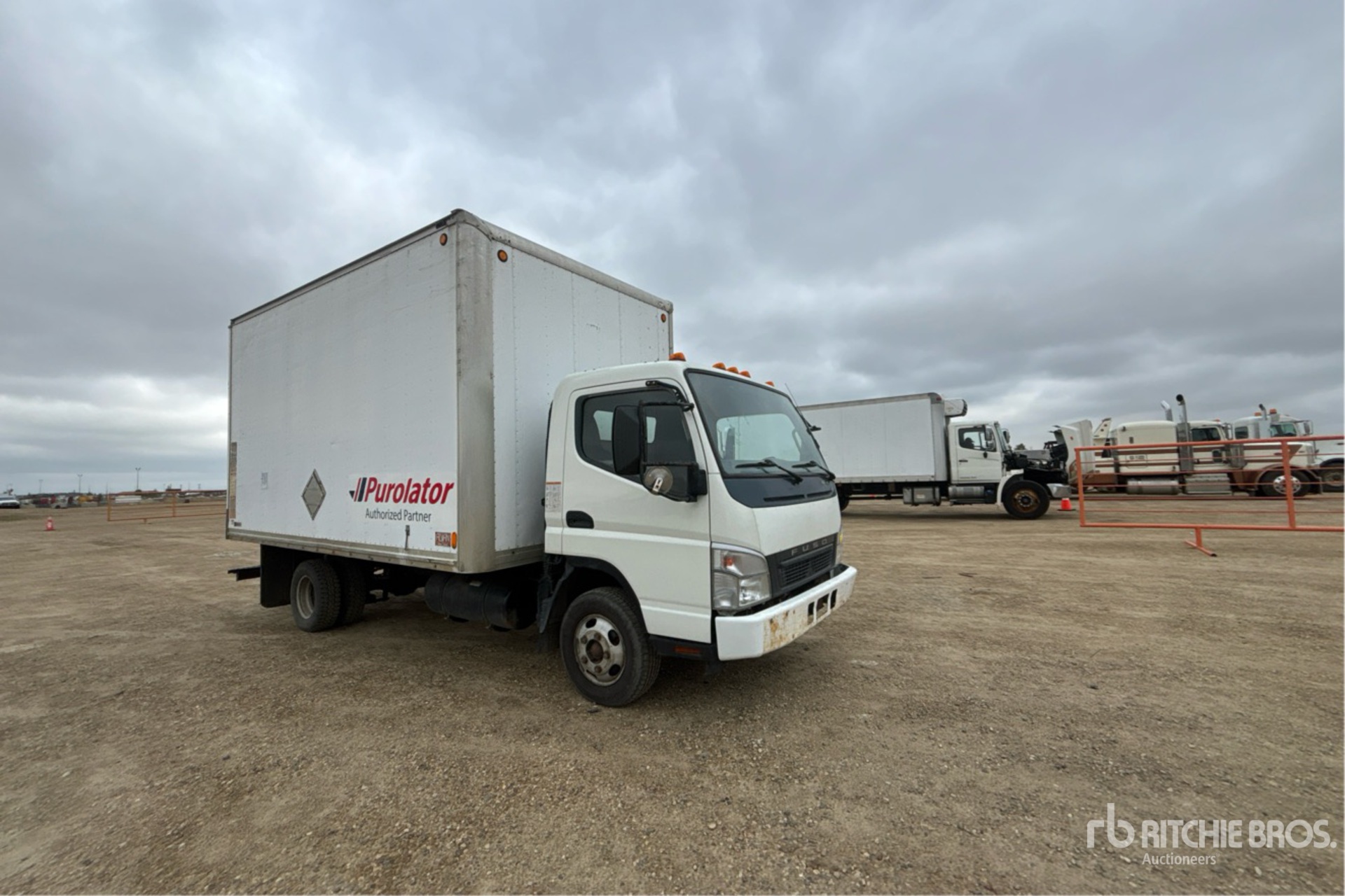 2007 Mitsubishi FE84D