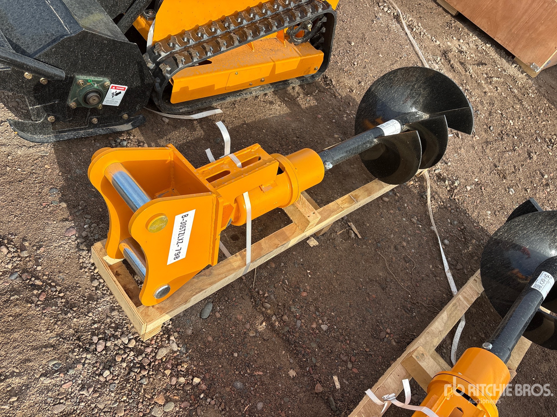 Photo of 2026 GIYI 33 in - Fits Cat 305 (Unused)