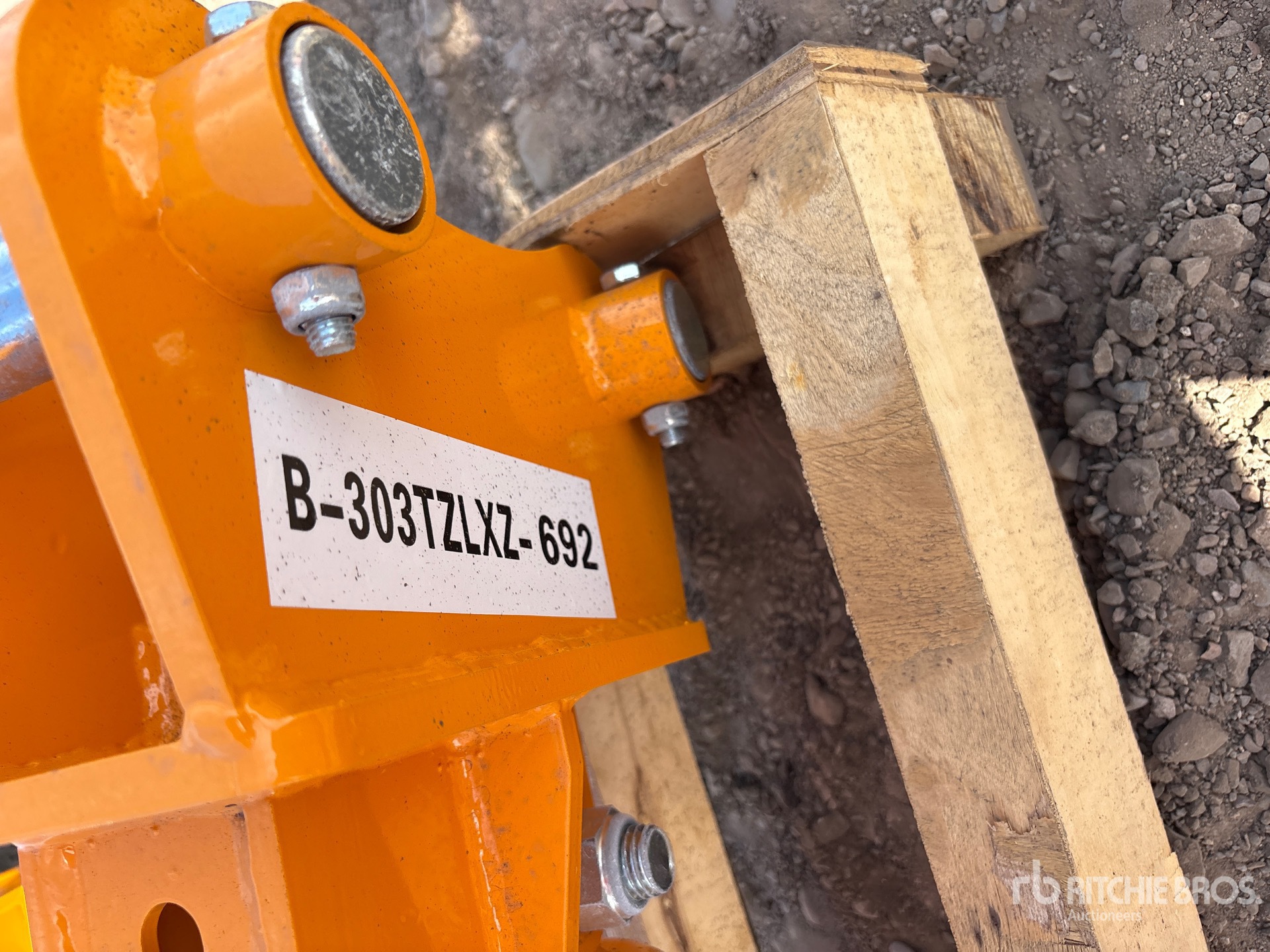2026 GIYI 16 IN - FITS CAT 305 (UNUSED)