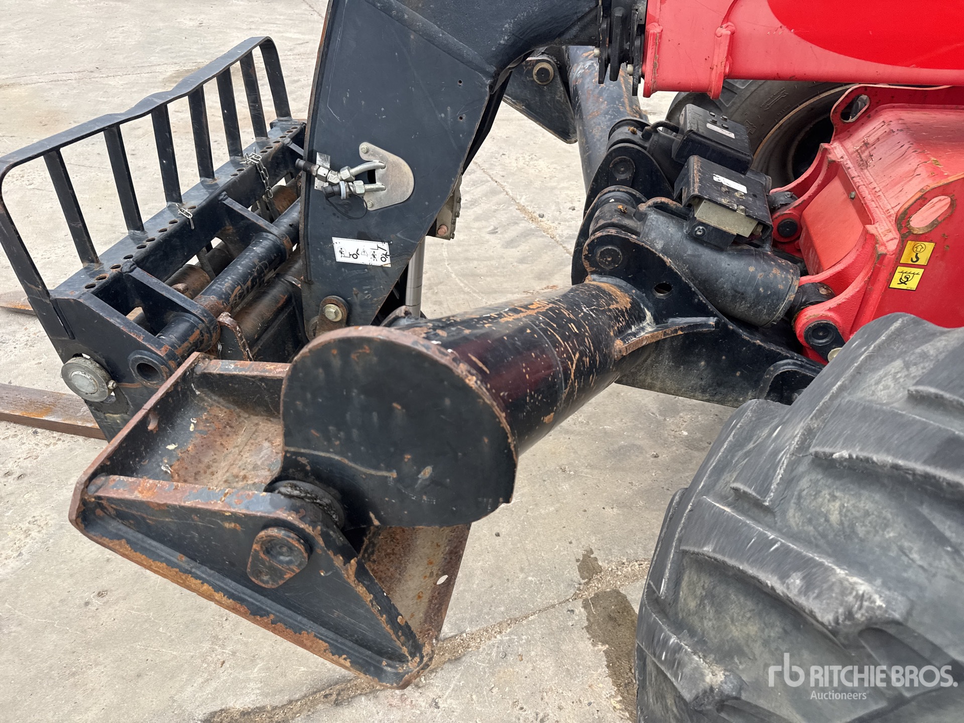 2014 Manitou MT1335
