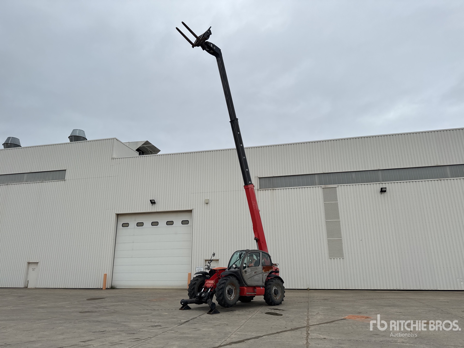 2014 Manitou MT1335