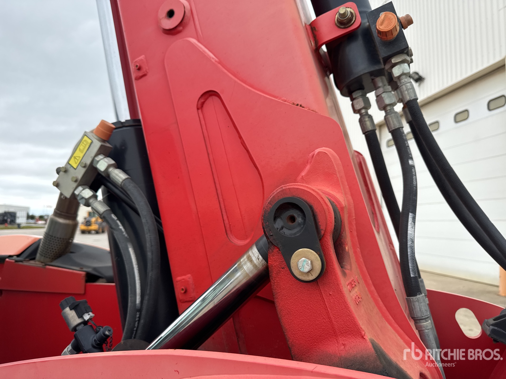 2014 Manitou MT1335