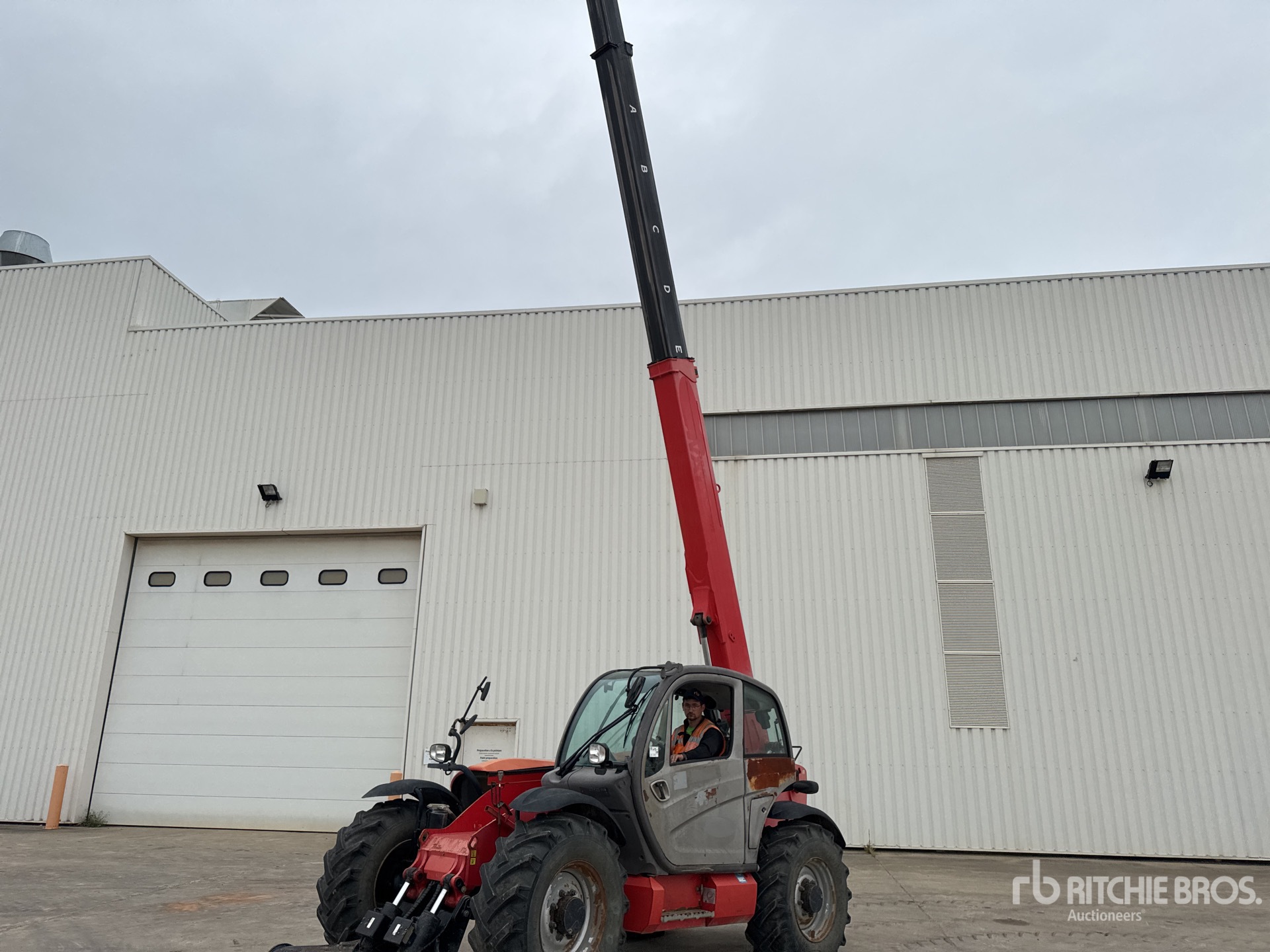 2014 Manitou MT1335