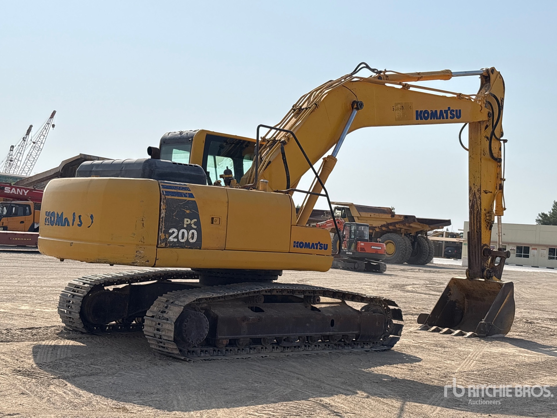 2011 Komatsu PC200-8