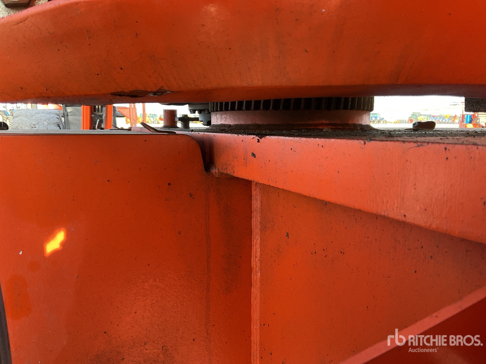 2012 JLG E300 AJP