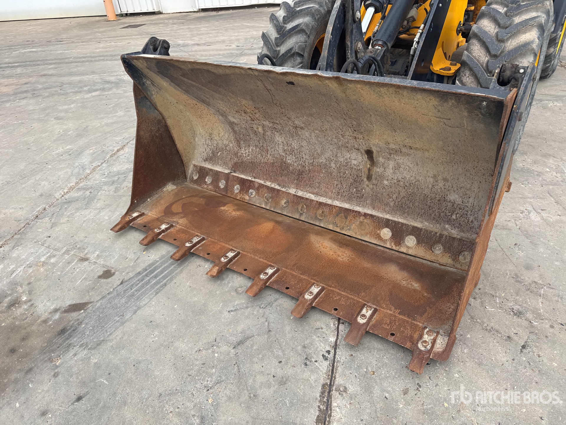 JCB 407