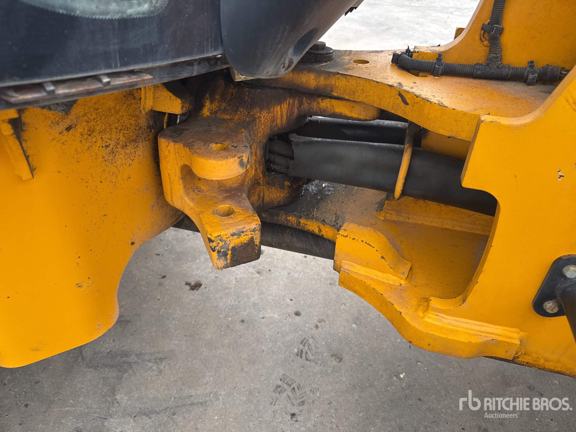 JCB 407