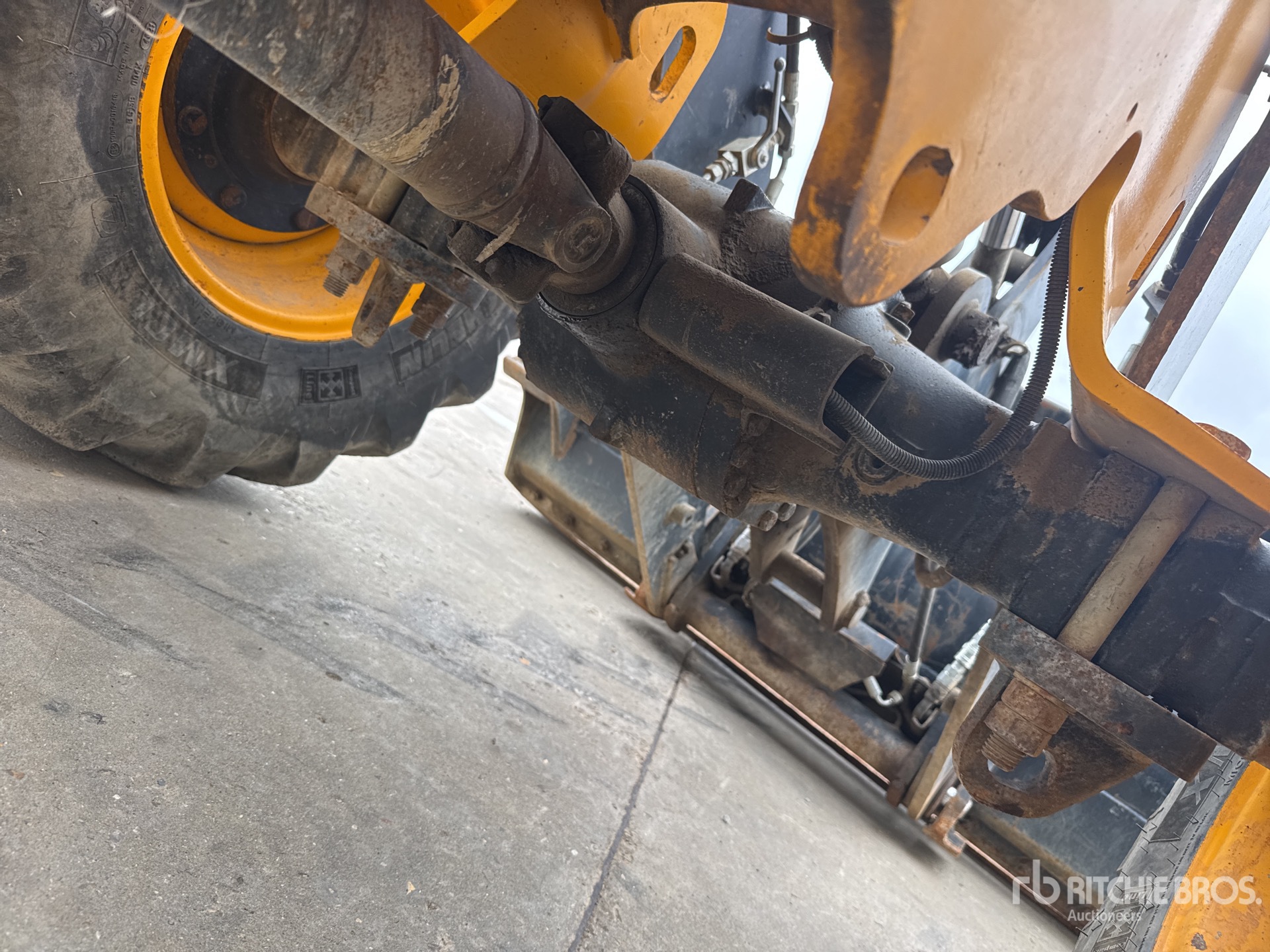 JCB 407