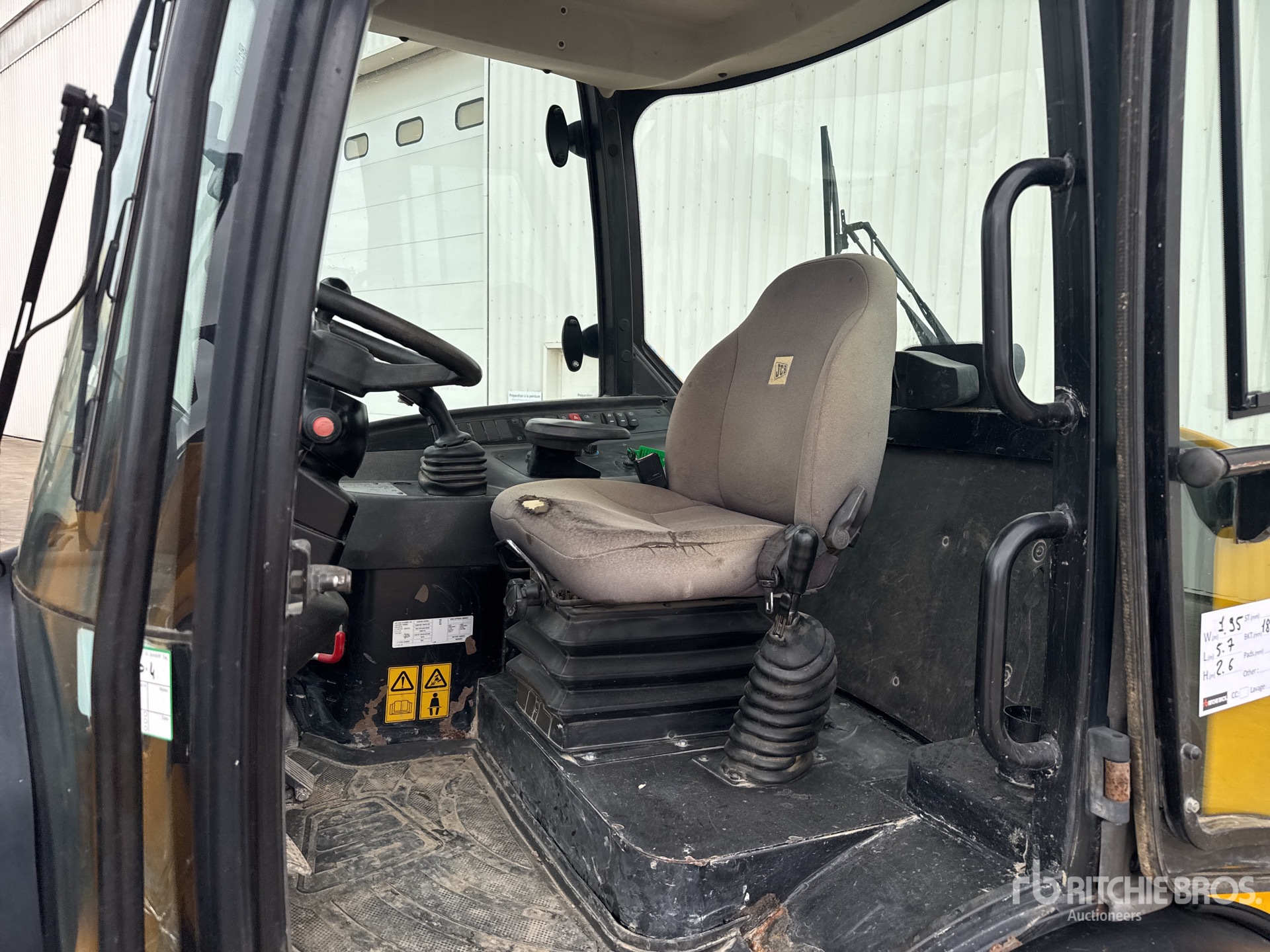 JCB 407