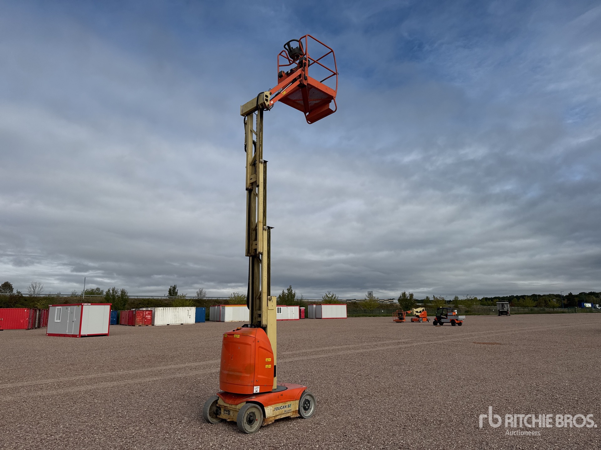 2012 JLG TOUCAN 8E