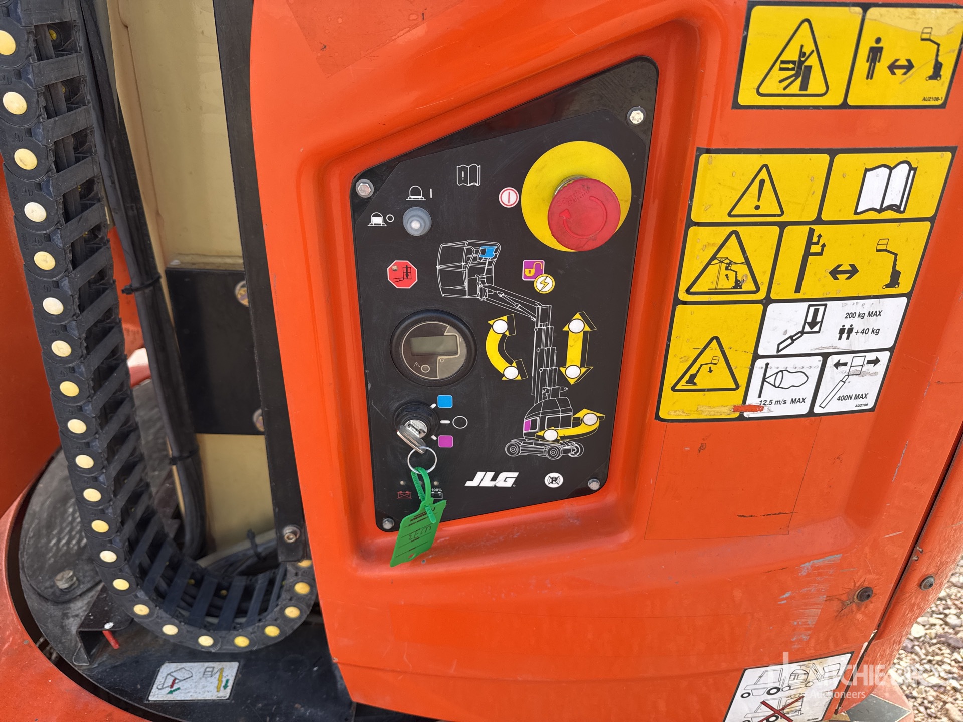 2012 JLG TOUCAN 8E
