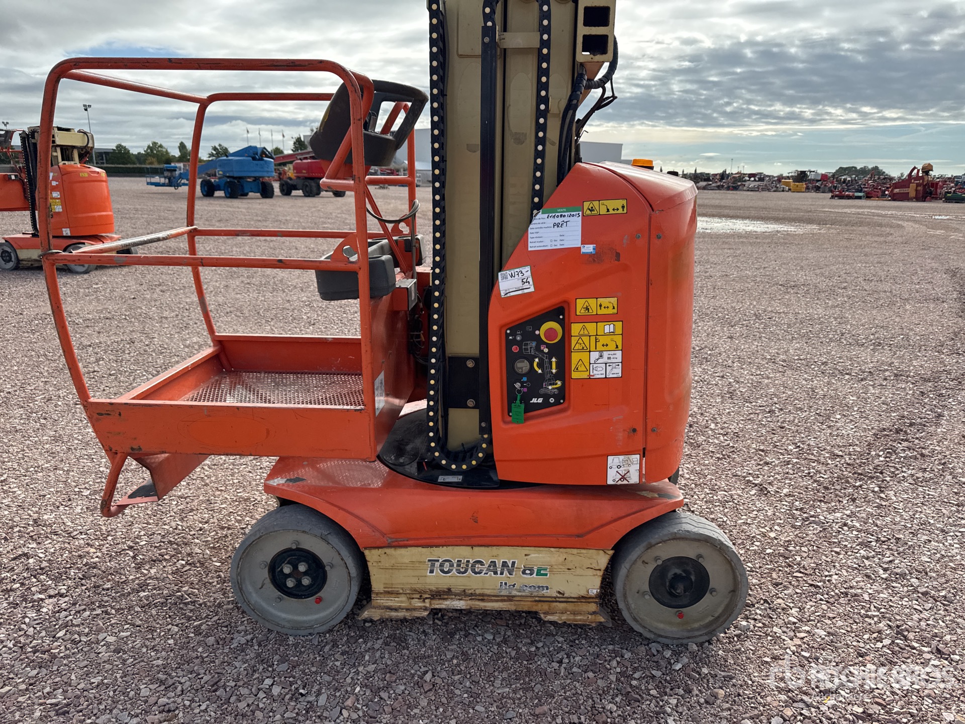 2012 JLG TOUCAN 8E