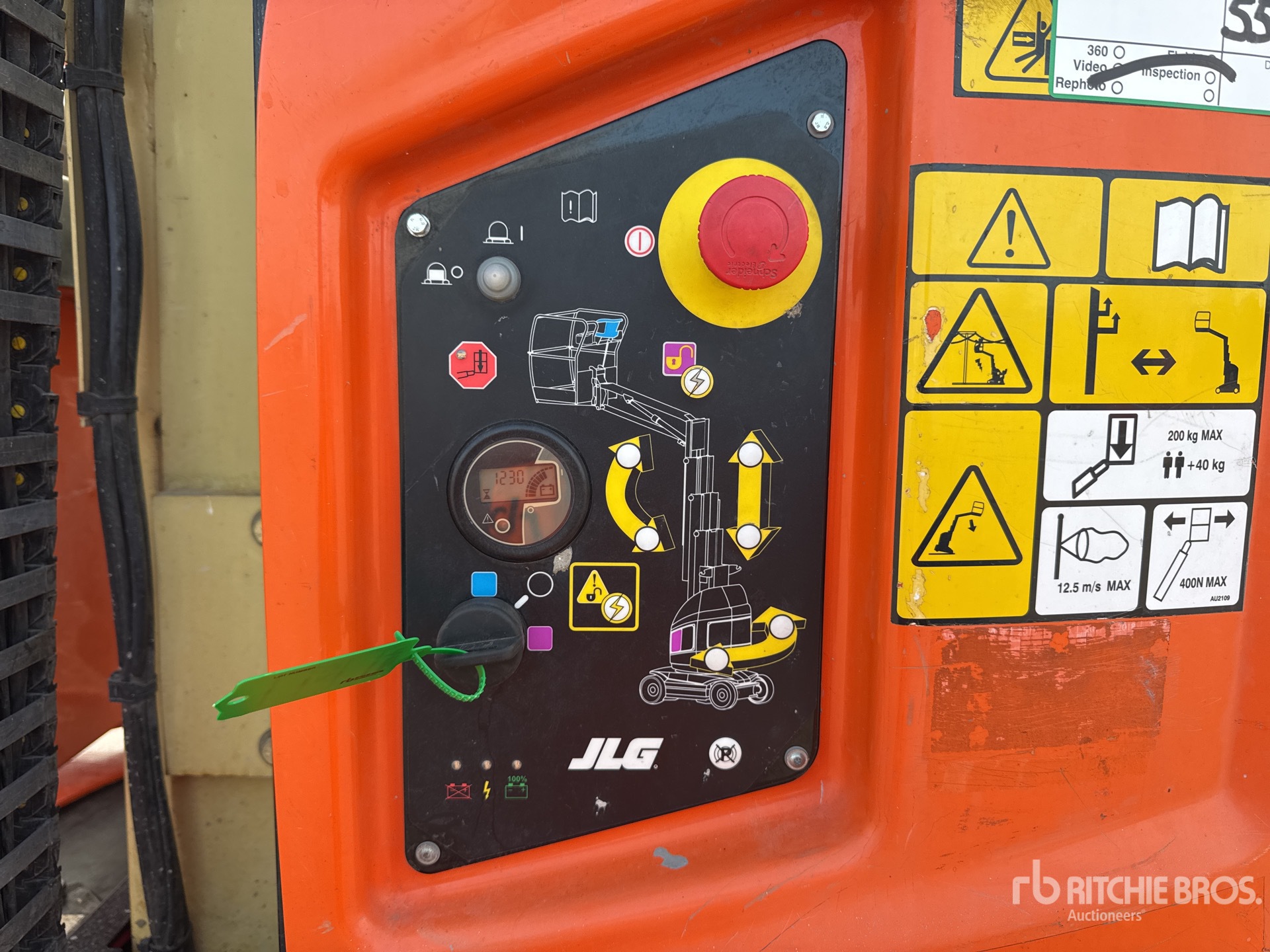 2011 JLG TOUCAN 8E