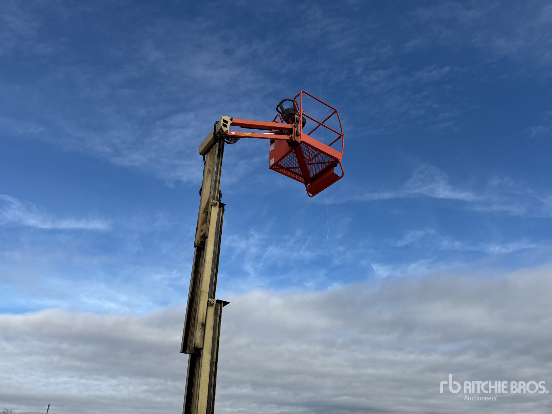 2011 JLG TOUCAN 8E
