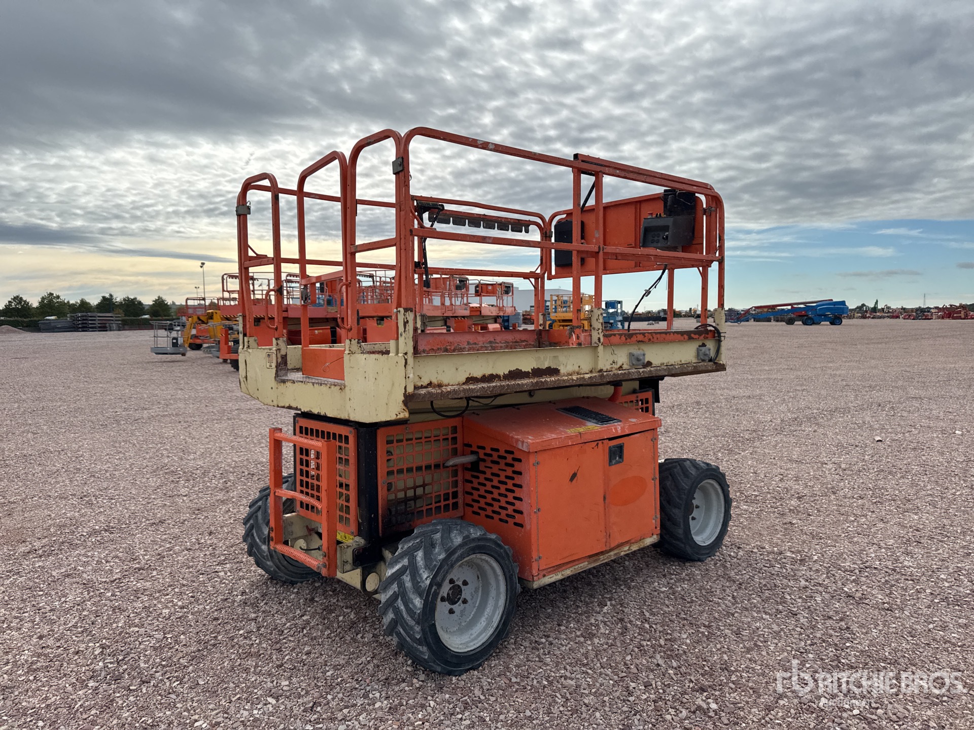2015 JLG 260MRT