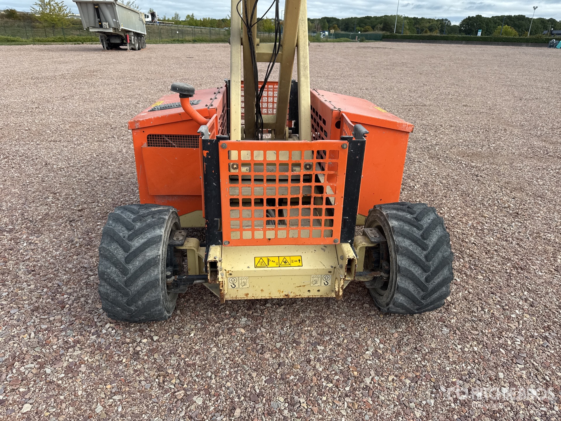 2015 JLG 260MRT