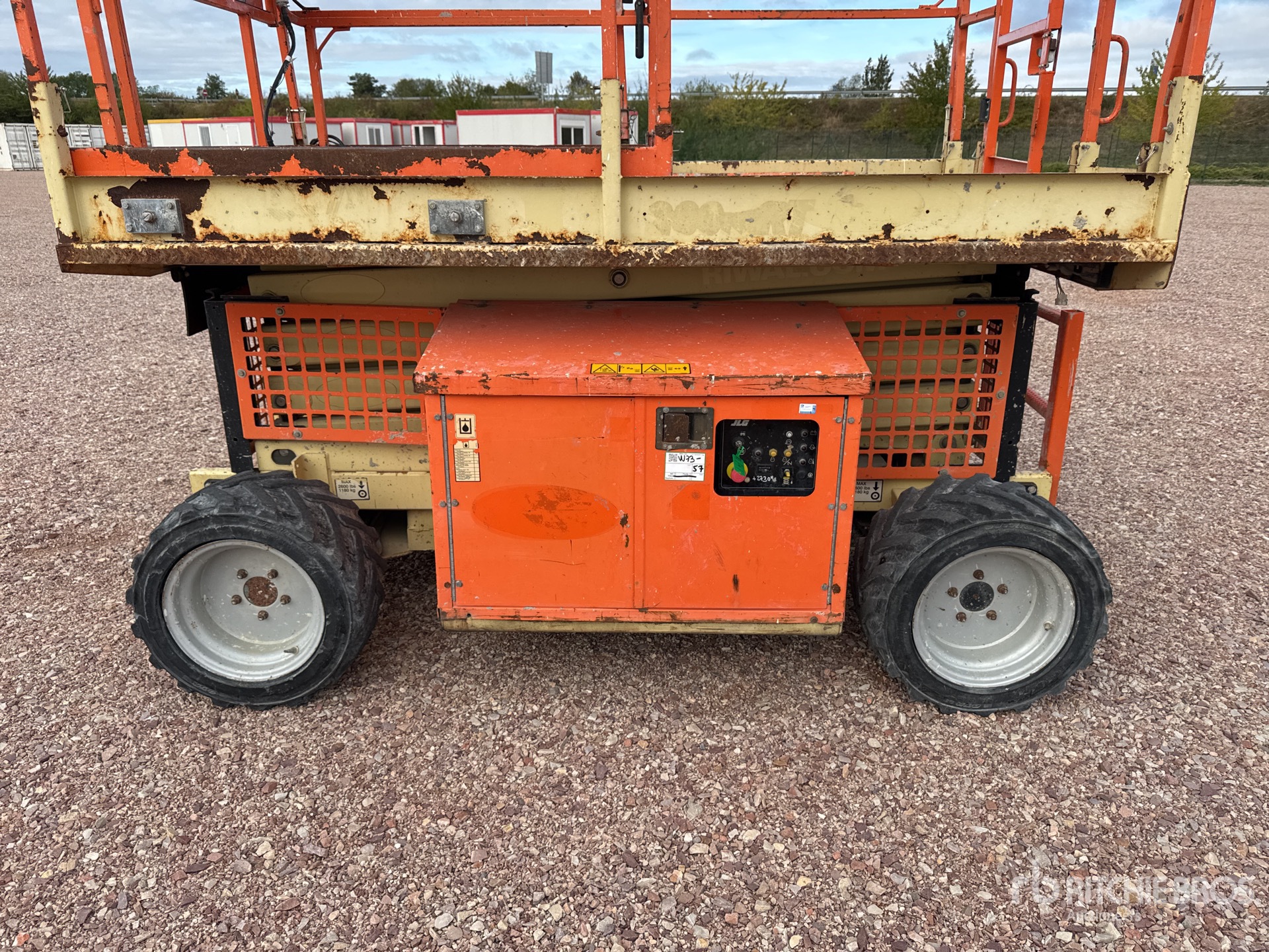 2015 JLG 260MRT