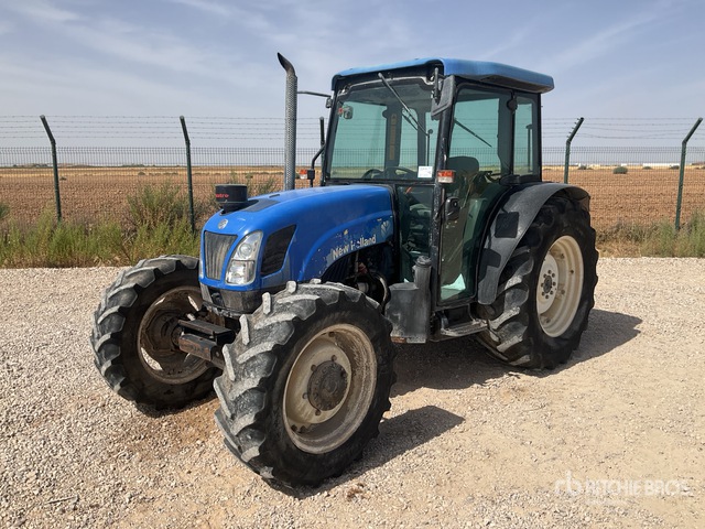 2007 New Holland TN85SA 4WD Tractor
