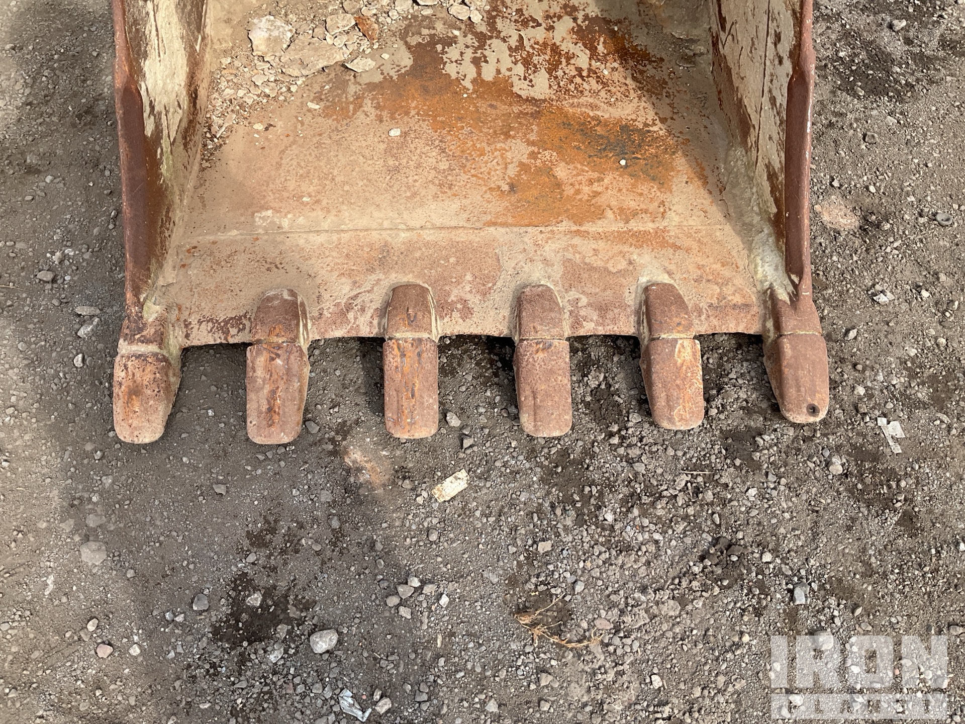Rhinox 1200 mm Digging
