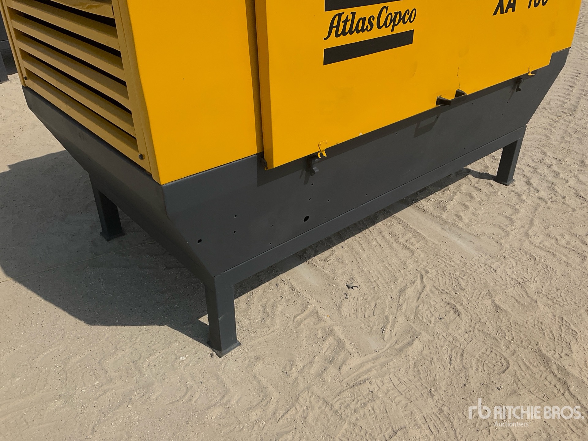 2006 Atlas Copco XA186DD